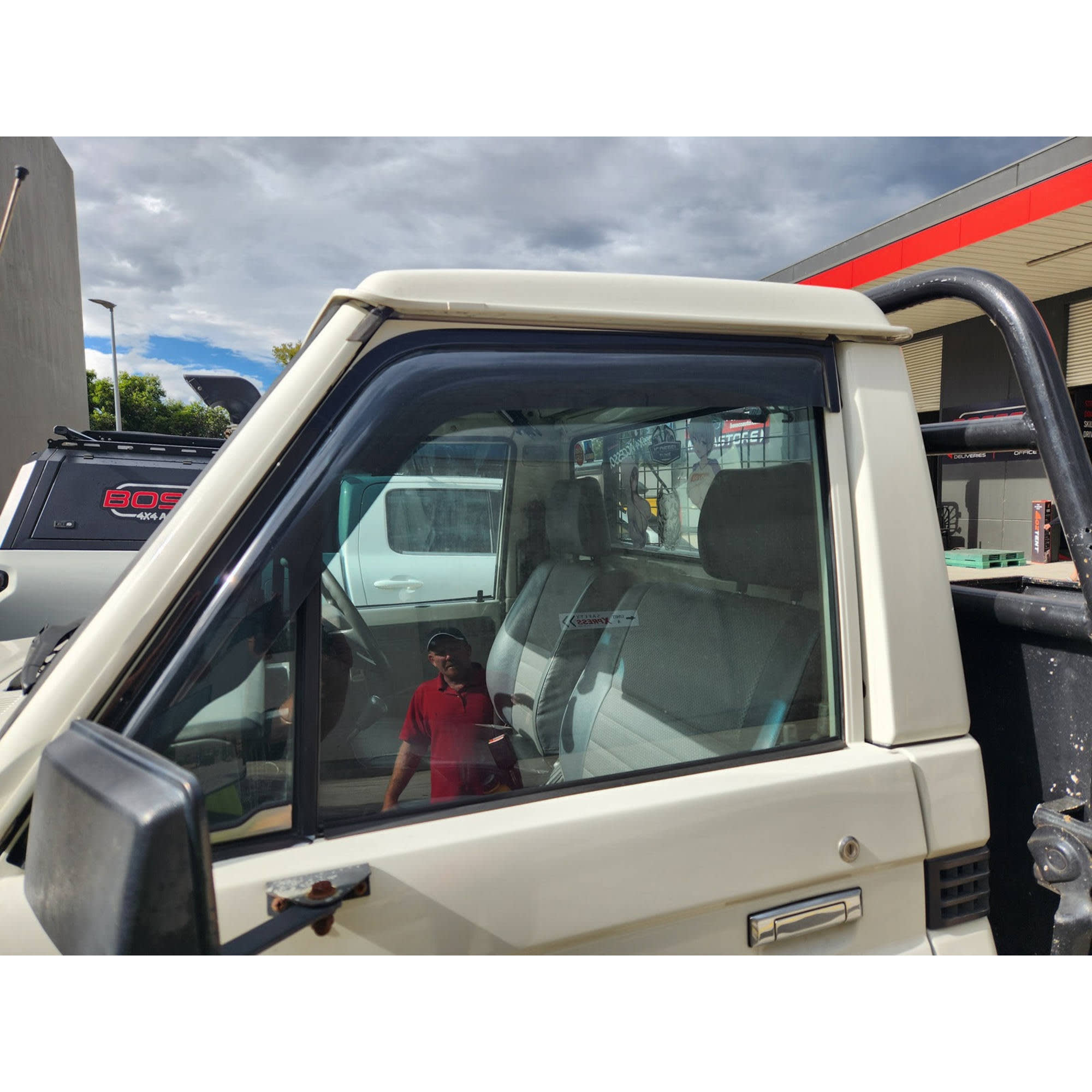 Weathershields for Toyota LandCruiser 75 Series Cab Chassis | Window Visors