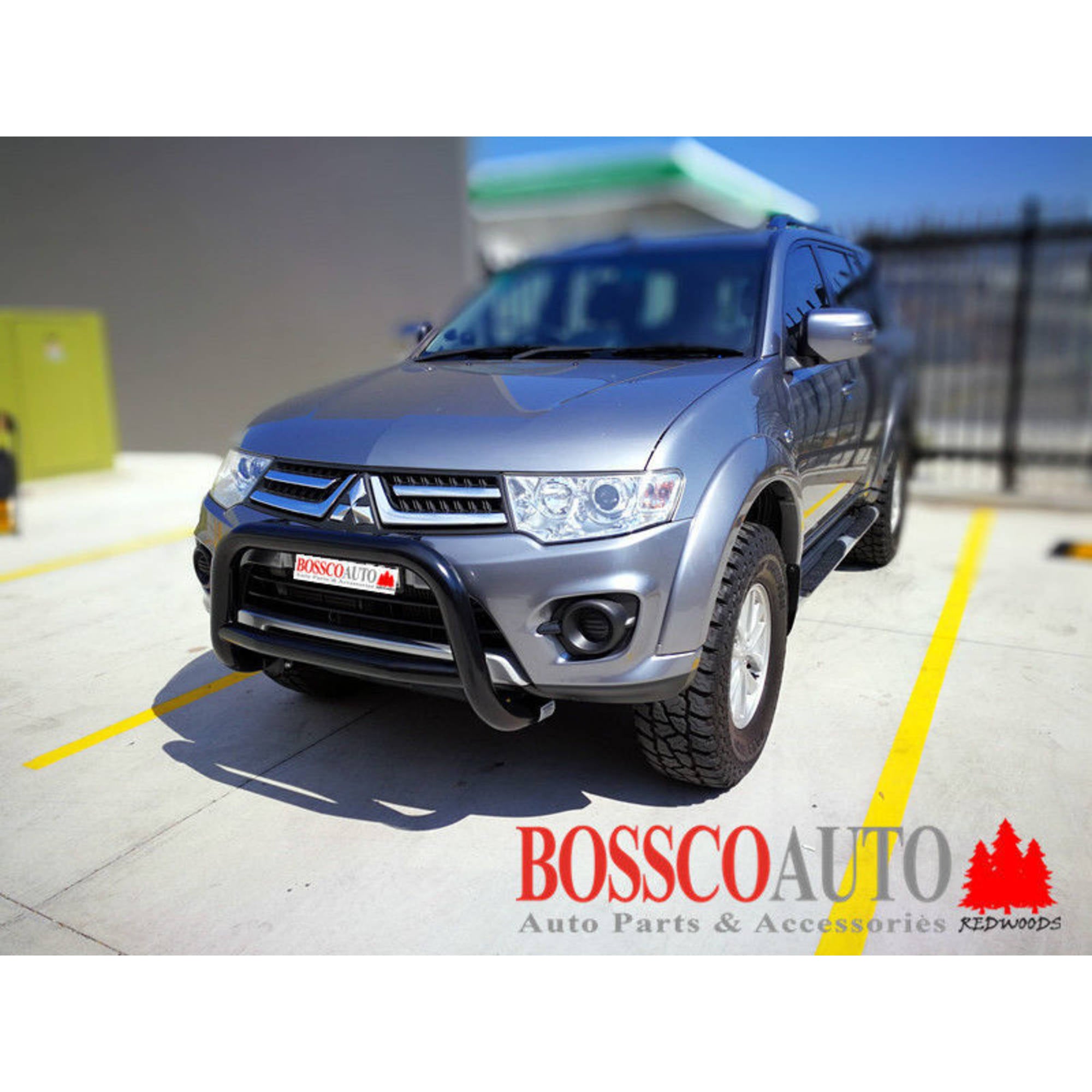 Black Low Nudge bar suitable for Mitsubishi Triton 2008-2015