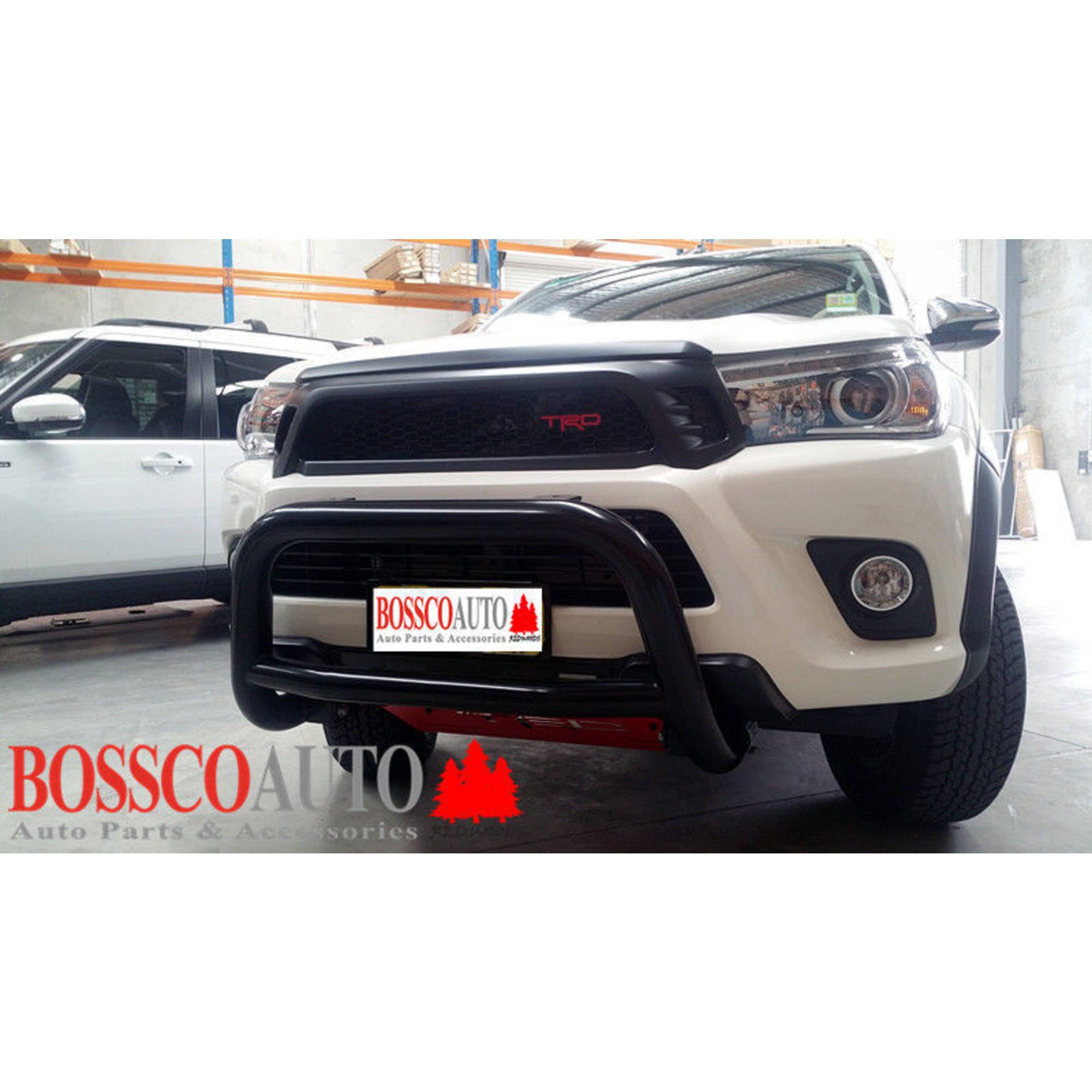 Black Low Nudge bar suitable for Toyota Hilux 2015-2020