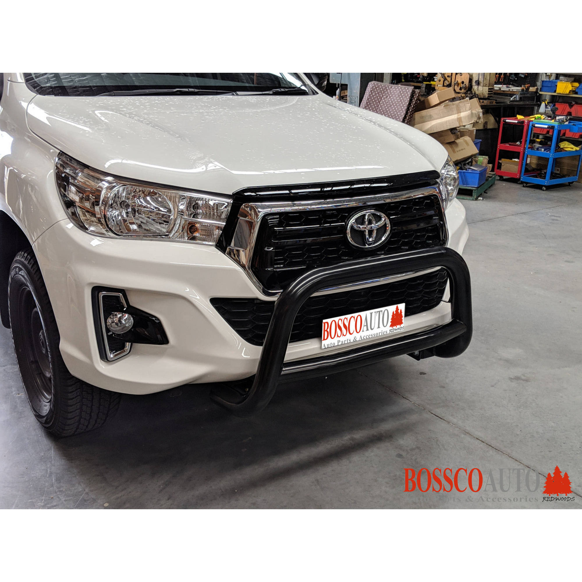 Black Low Nudge bar suitable for Toyota Hilux 2015-2020