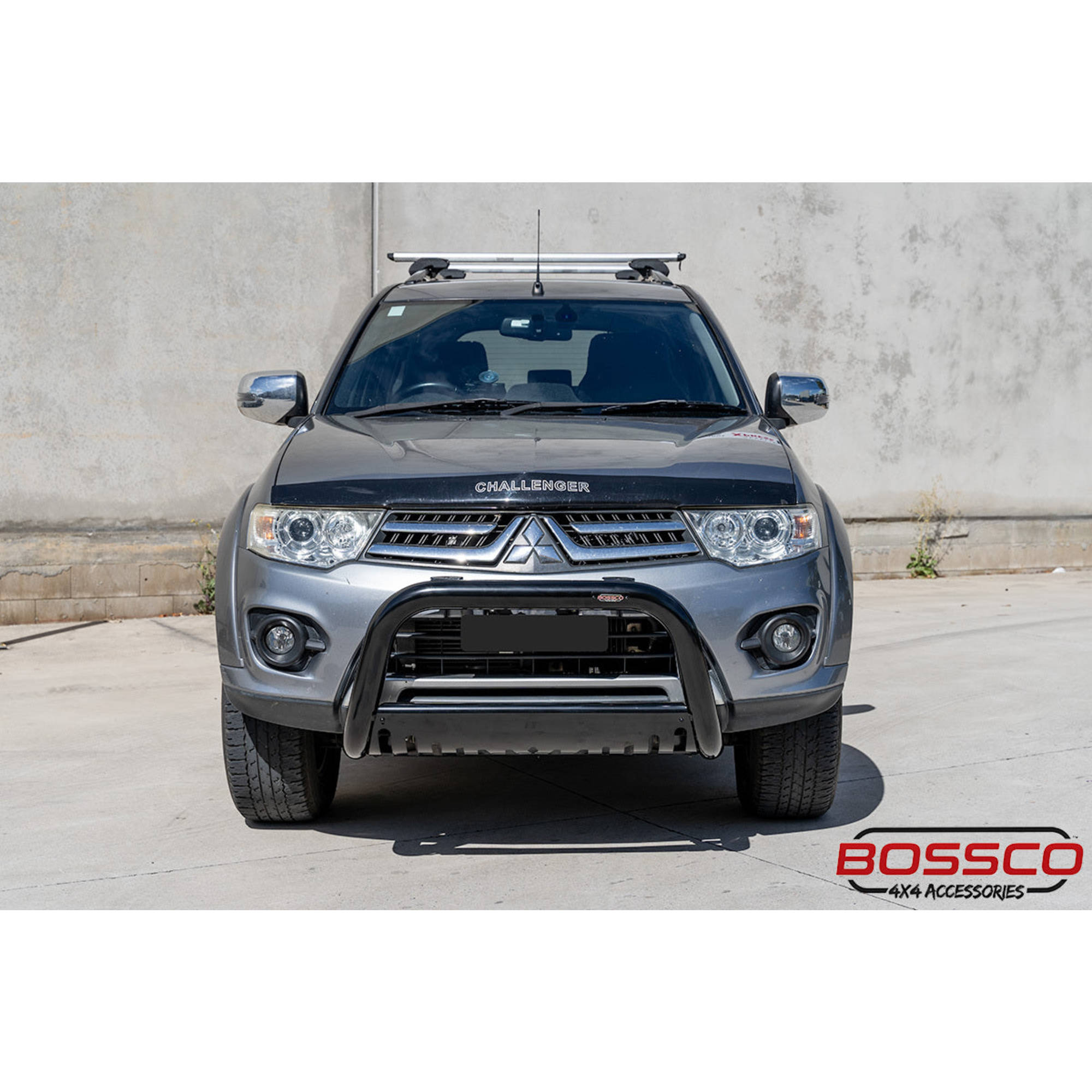 Black Nudge Bar suitable for Mitsubishi Challenger 2009-2016