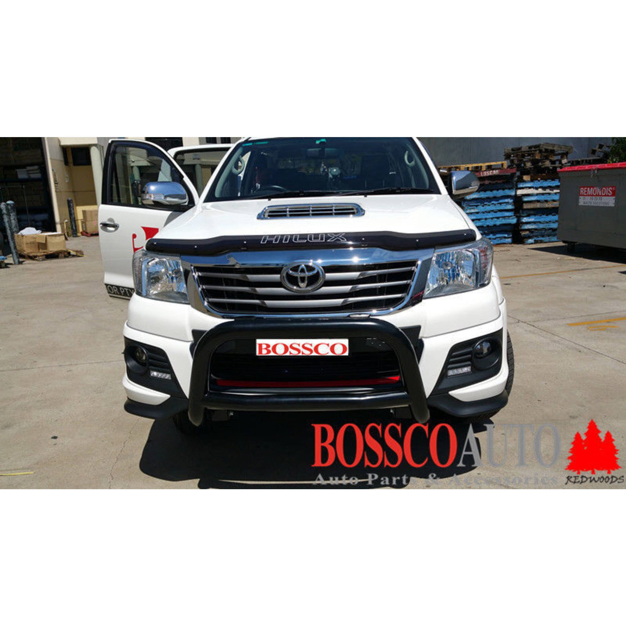 Black Low Nudge bar suitable for Toyota Hilux 2005-2015