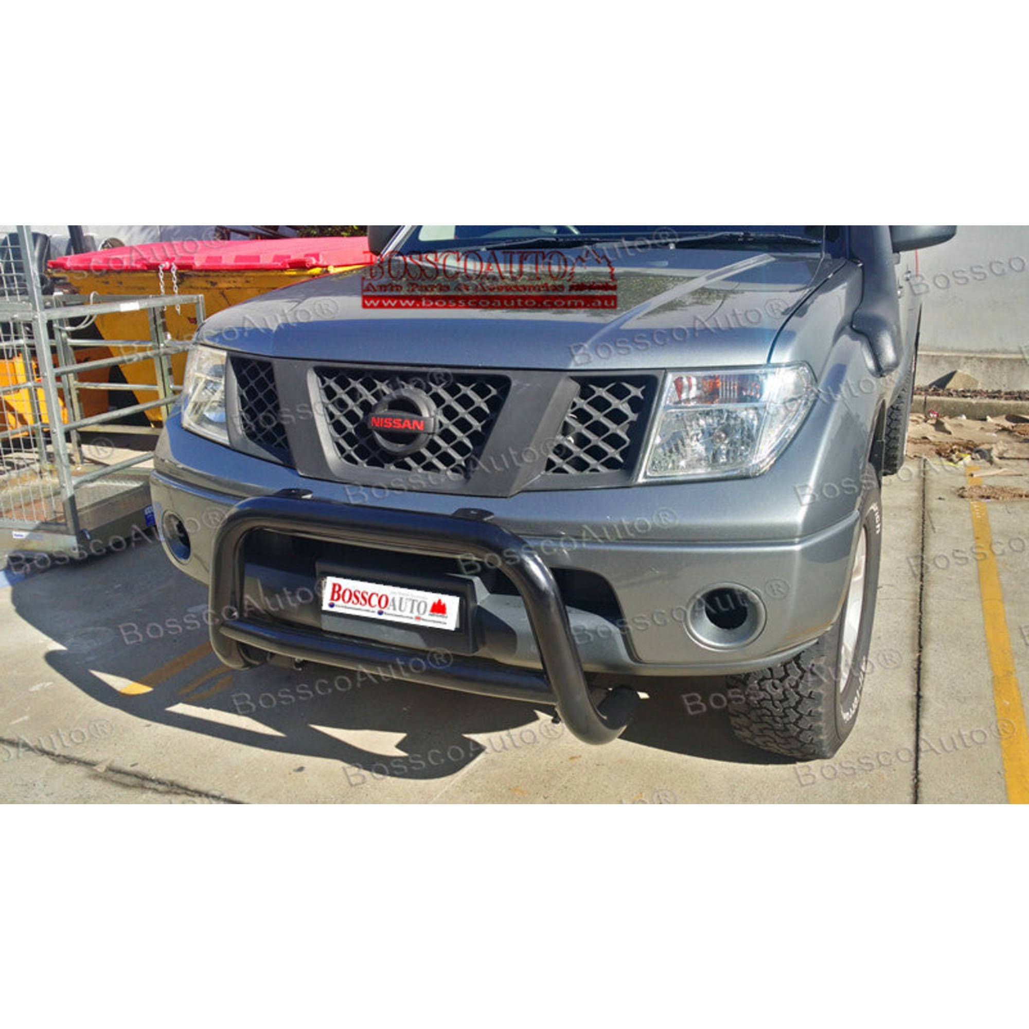 Black Low Nudge bar suitable for Nissan Navara D40 2005-2014