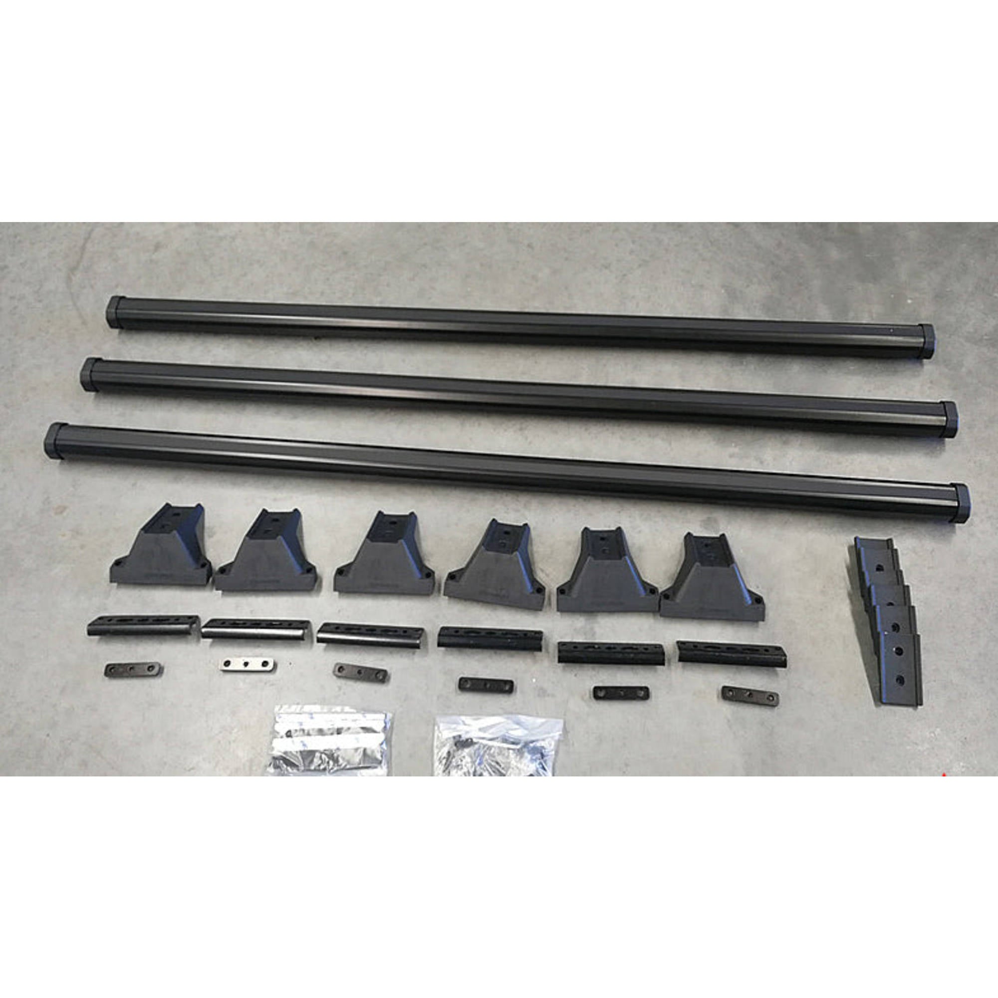 Black Heavy Duty Roof Racks suitable for Hyundai iMax 2007-2022 (4 bars)