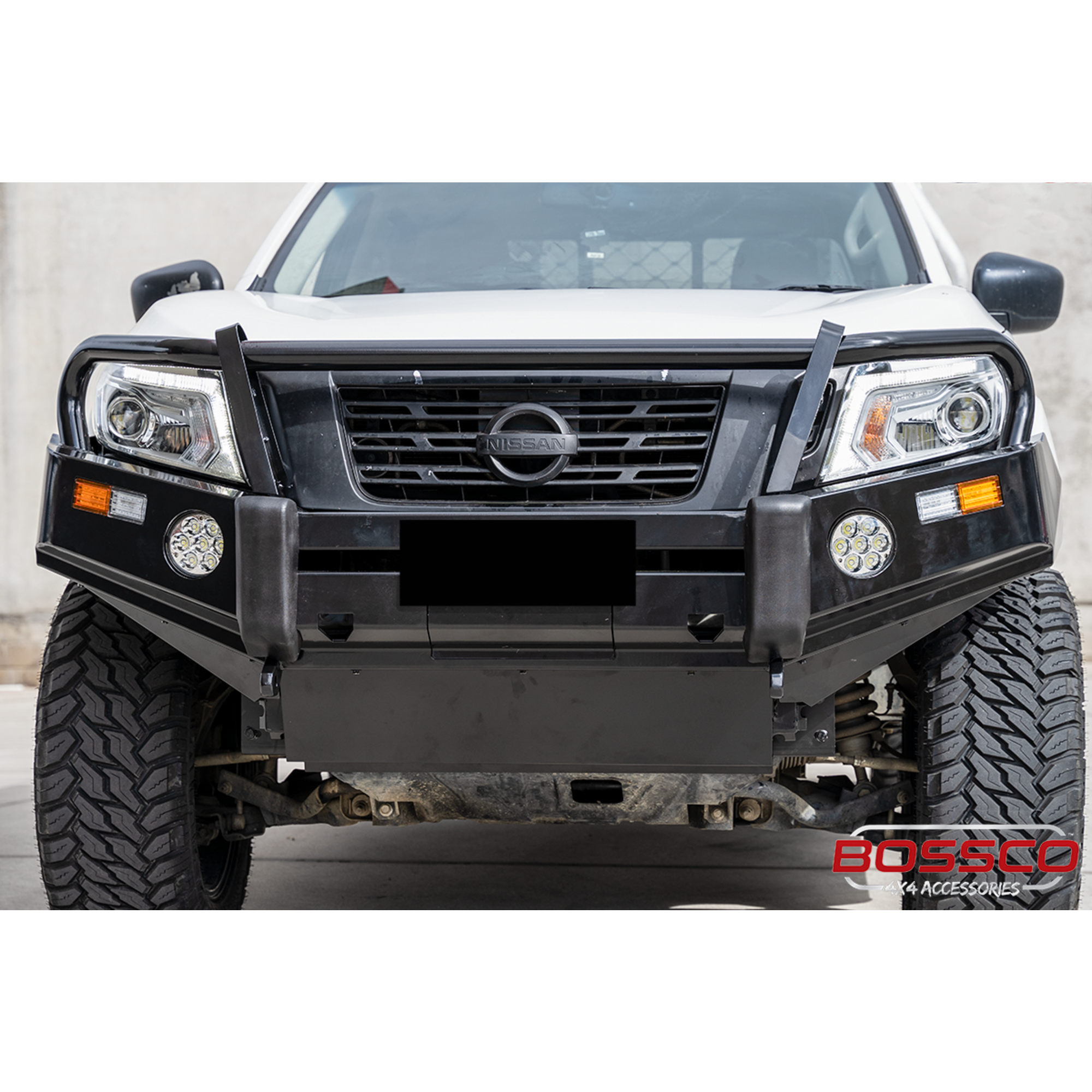 Front Bumper Bar Bullbar suitable for Nissan Navara NP300/D23 2015-2020