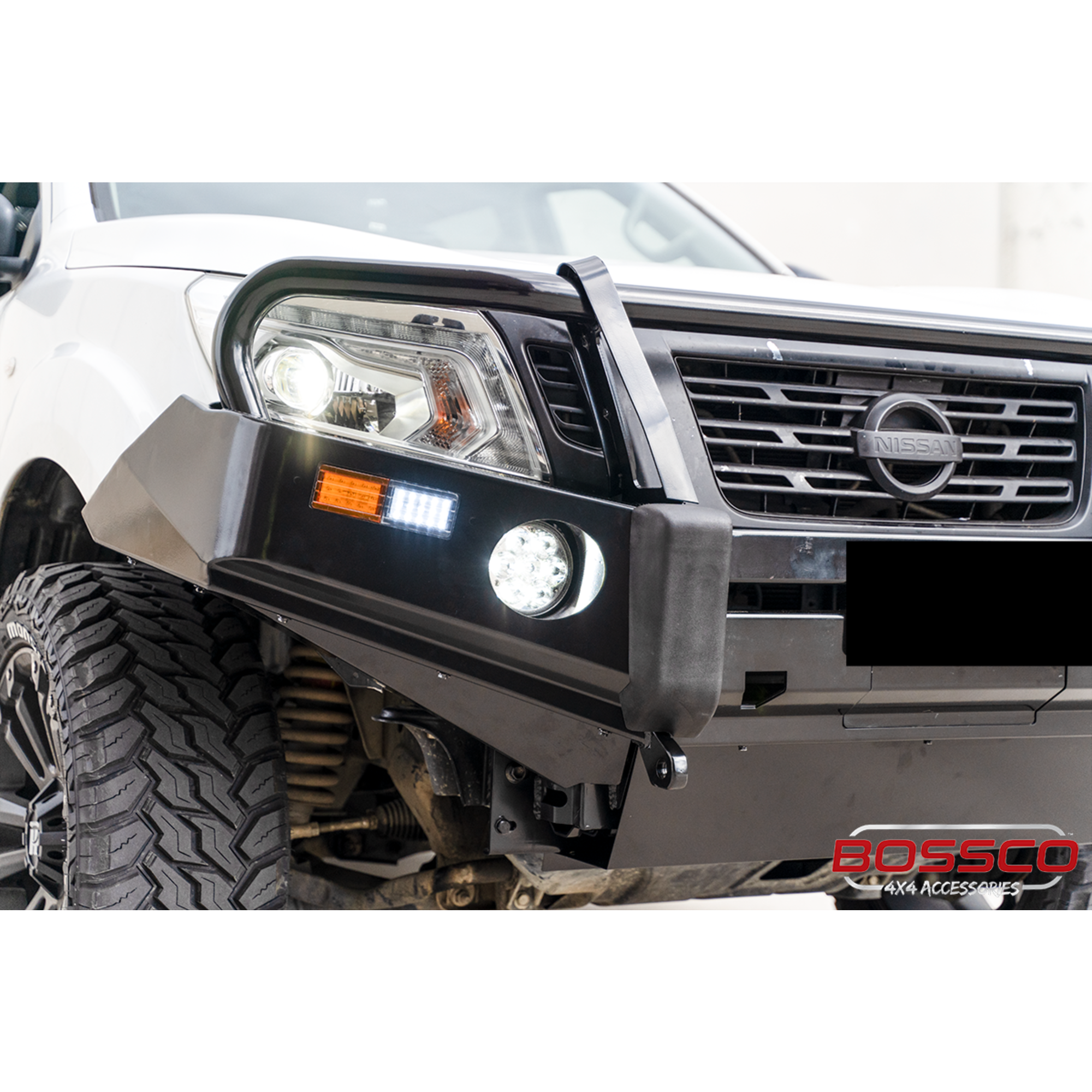 Front Bumper Bar Bullbar suitable for Nissan Navara NP300/D23 2015-2020