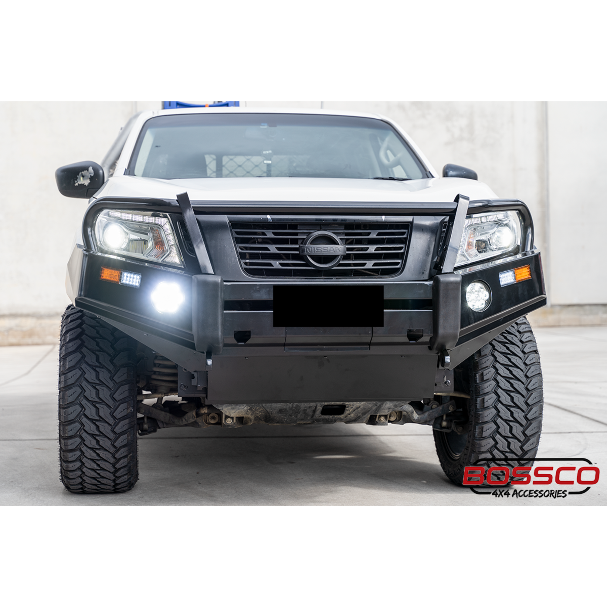 Front Bumper Bar Bullbar suitable for Nissan Navara NP300/D23 2015-2020