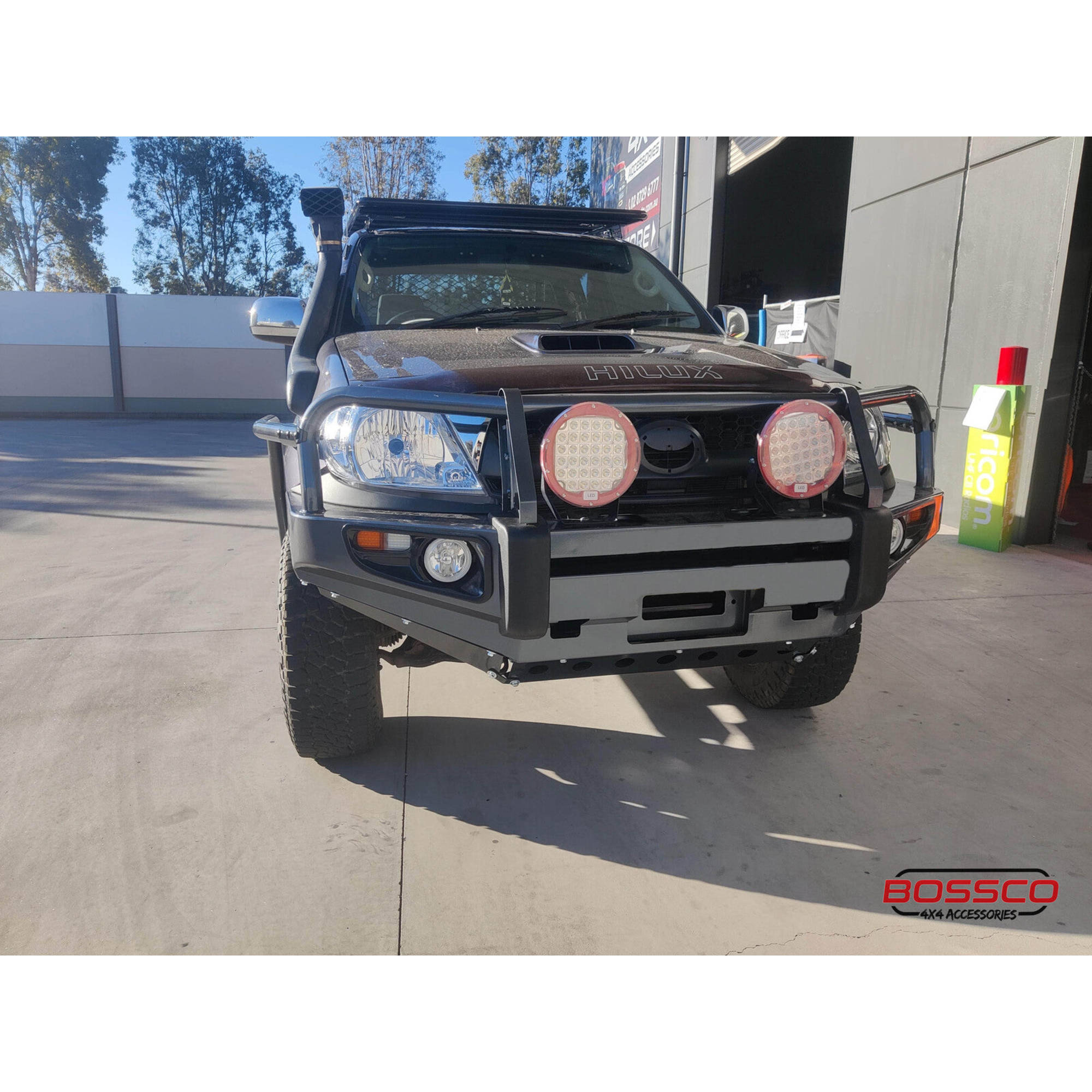 ADR APPROVED Front Bumper Replacement Bull Bar Bullbar Suitable for Toyota Hilux 2005-2011