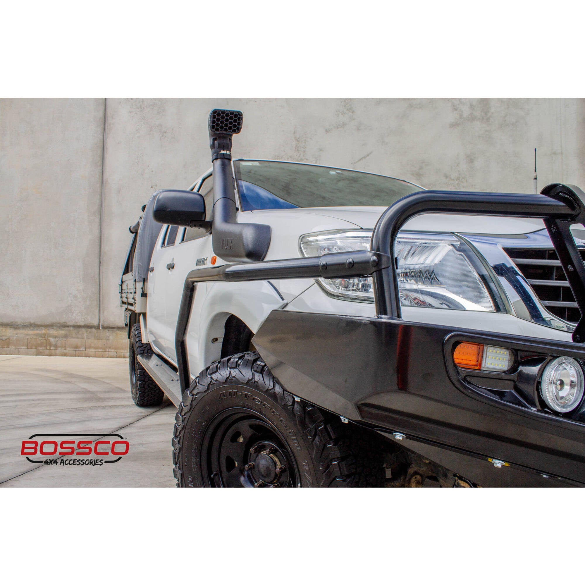 ADR APPROVED Front Bumper Bull Bar Bullbar Suitable for TOYOTA HILUX 2012-2015