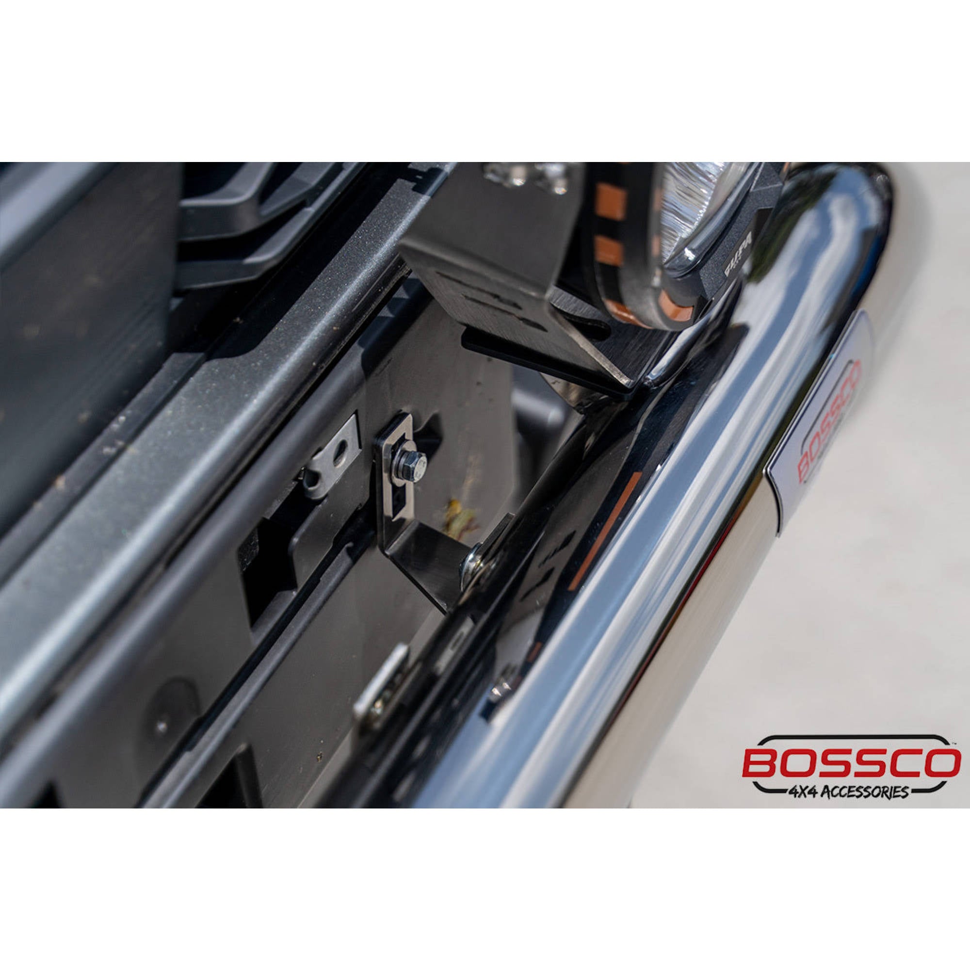 Sensor Compatible Stainless Steel Nudge Bar Suitable For Nissan Navara 2021-2024