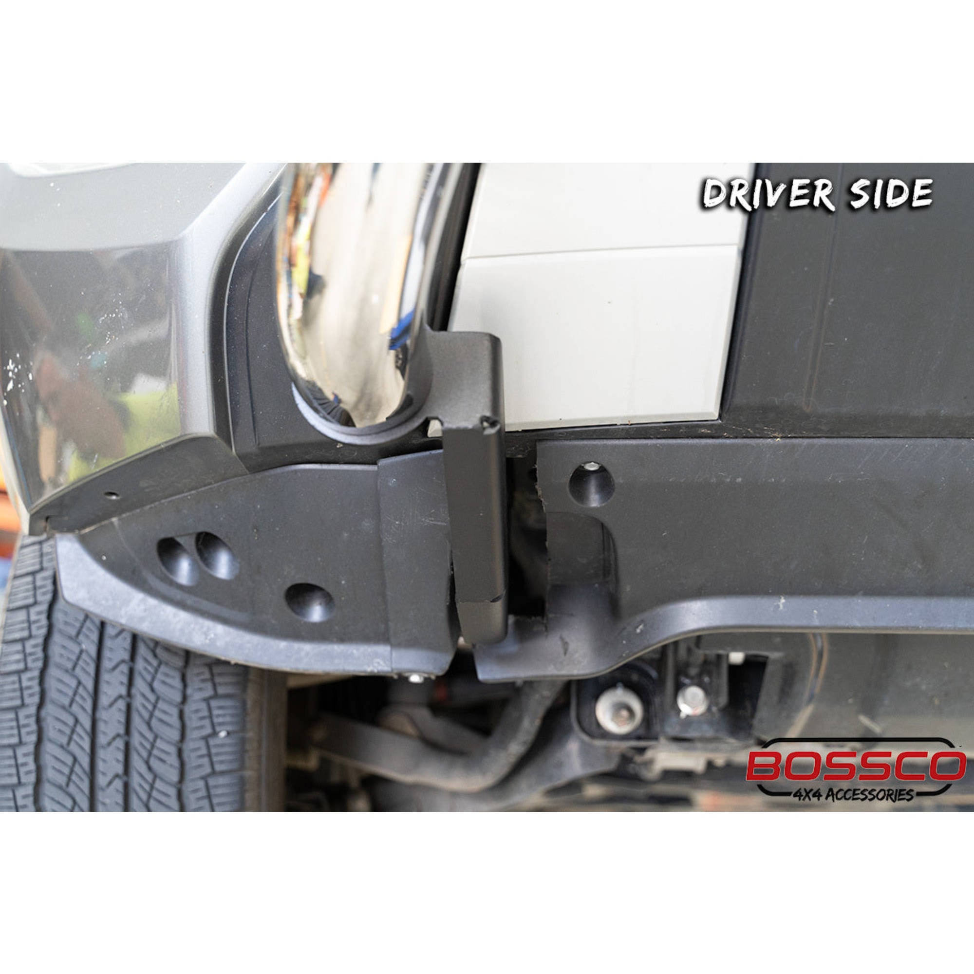 Sensor Compatible Stainless Steel Nudge Bar Suitable For Nissan Navara 2021-2024