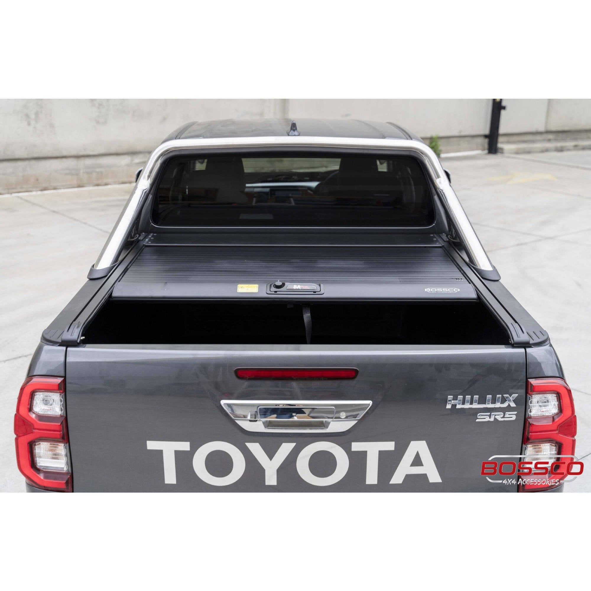 Manual Roller Shutter Tonneau Lid Suitable For Toyota Hilux 2021 Facelift