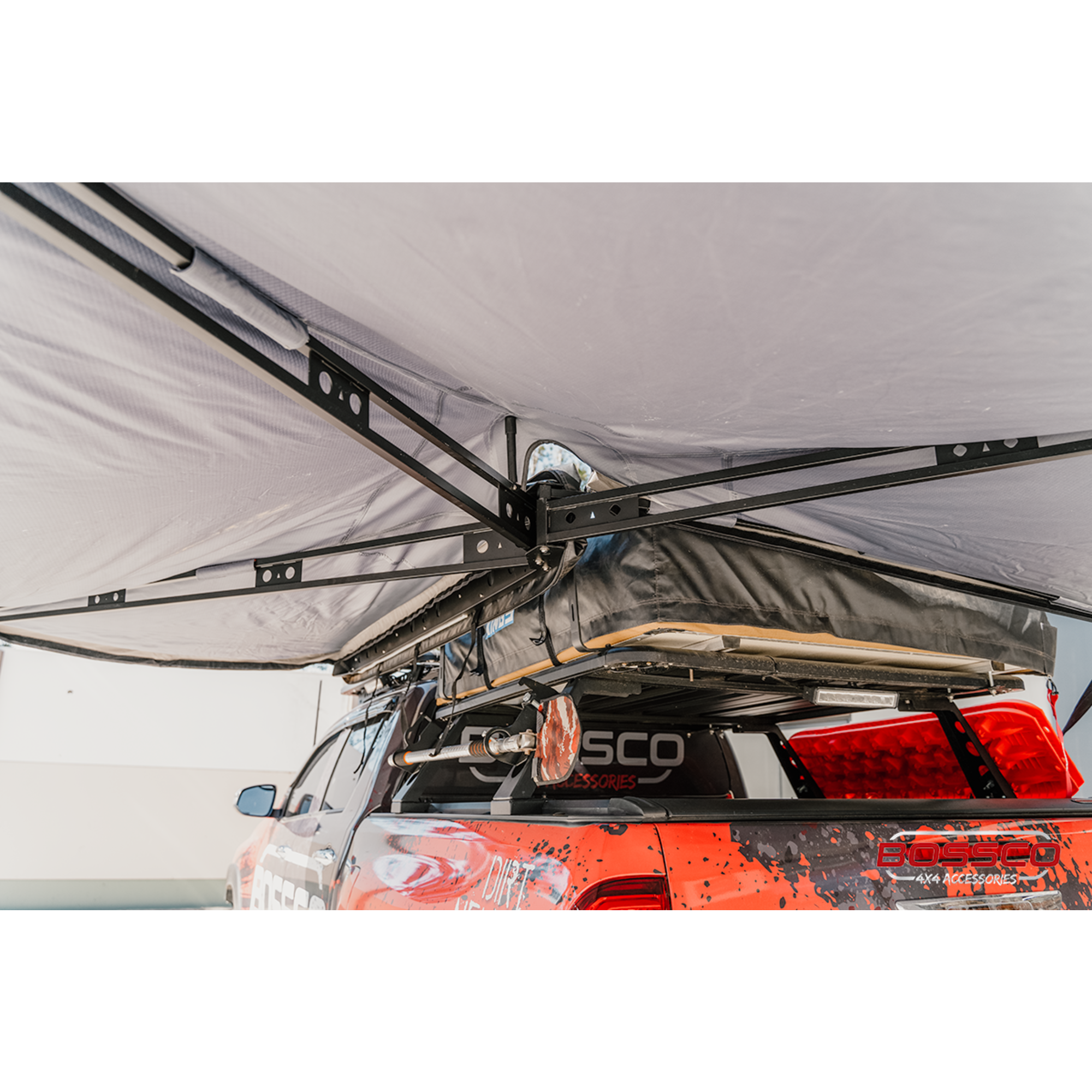 BOSSCO 4X4 FREESTANDING 270 AWNING