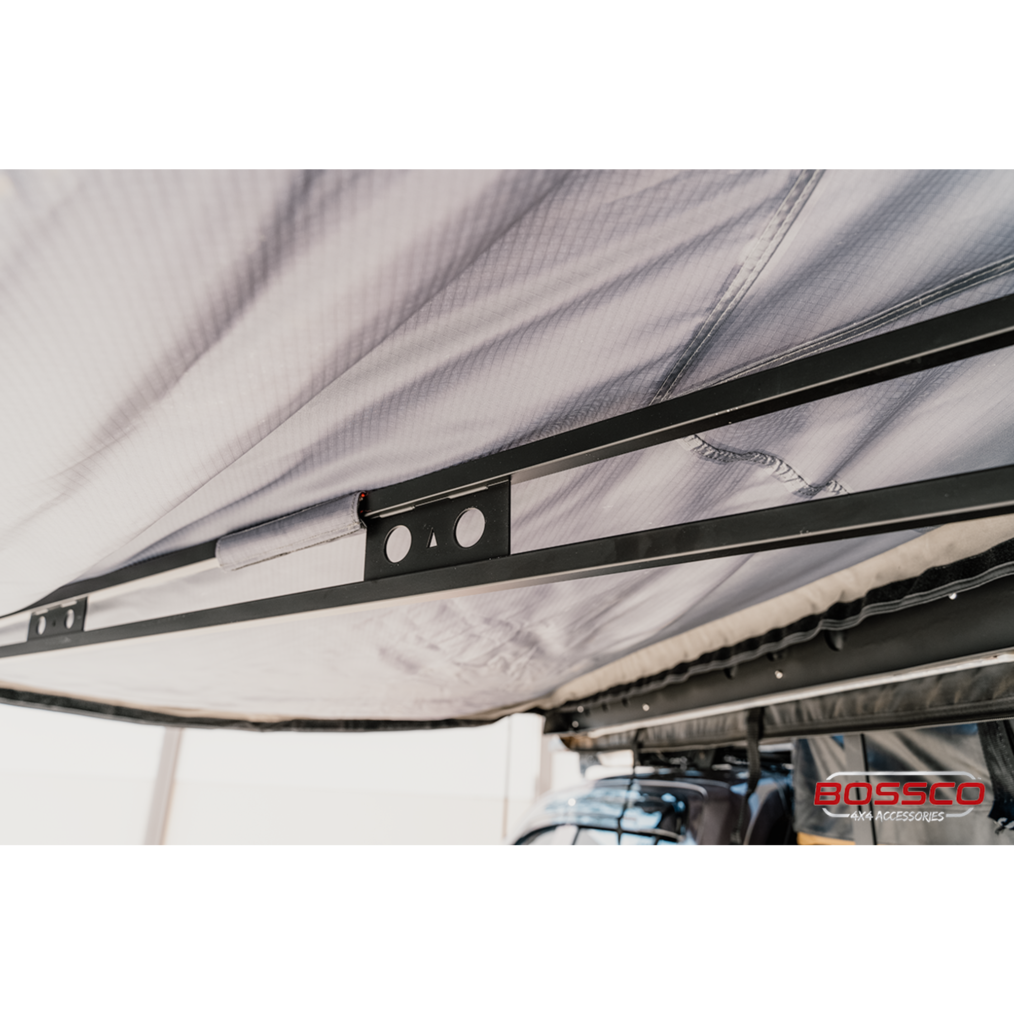 BOSSCO 4X4 FREESTANDING 270 AWNING