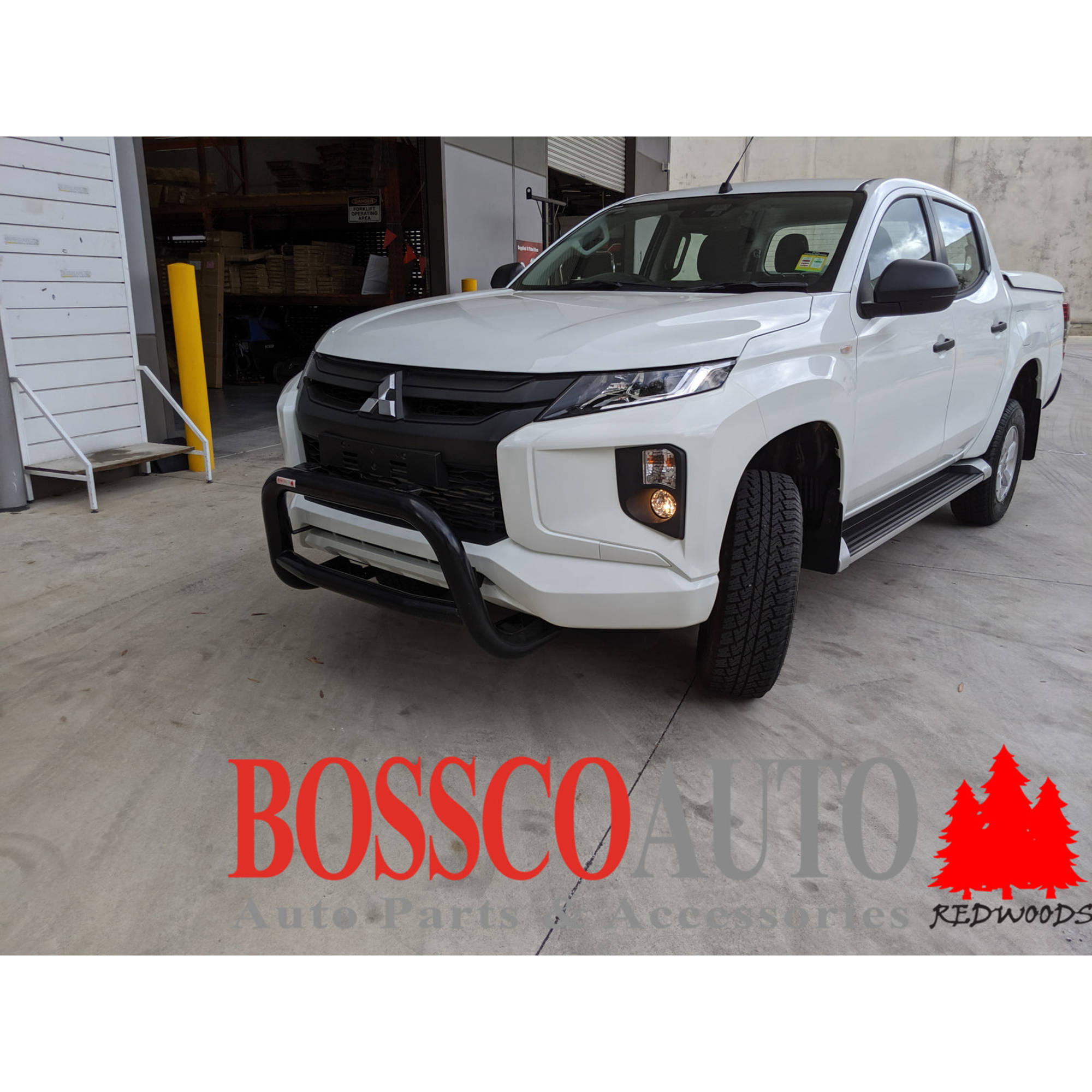 Black Nudge Bar Suitable for Mitsubishi Triton MR Series 2018-2023 - FACTORY SECONDS