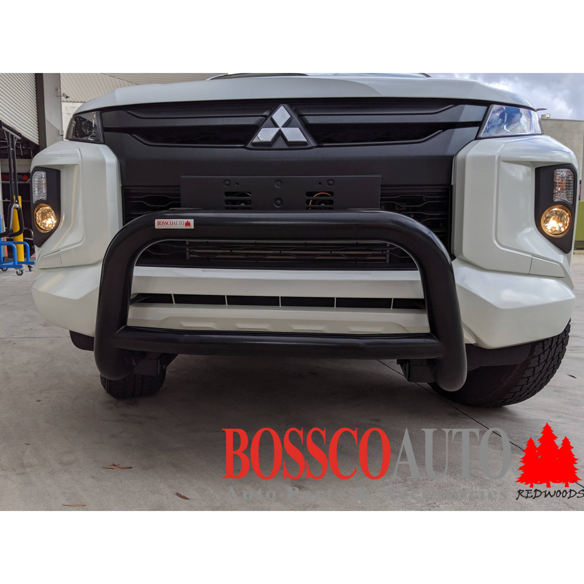 Black Nudge Bar Suitable for Mitsubishi Triton MR Series 2018-2023 - FACTORY SECONDS