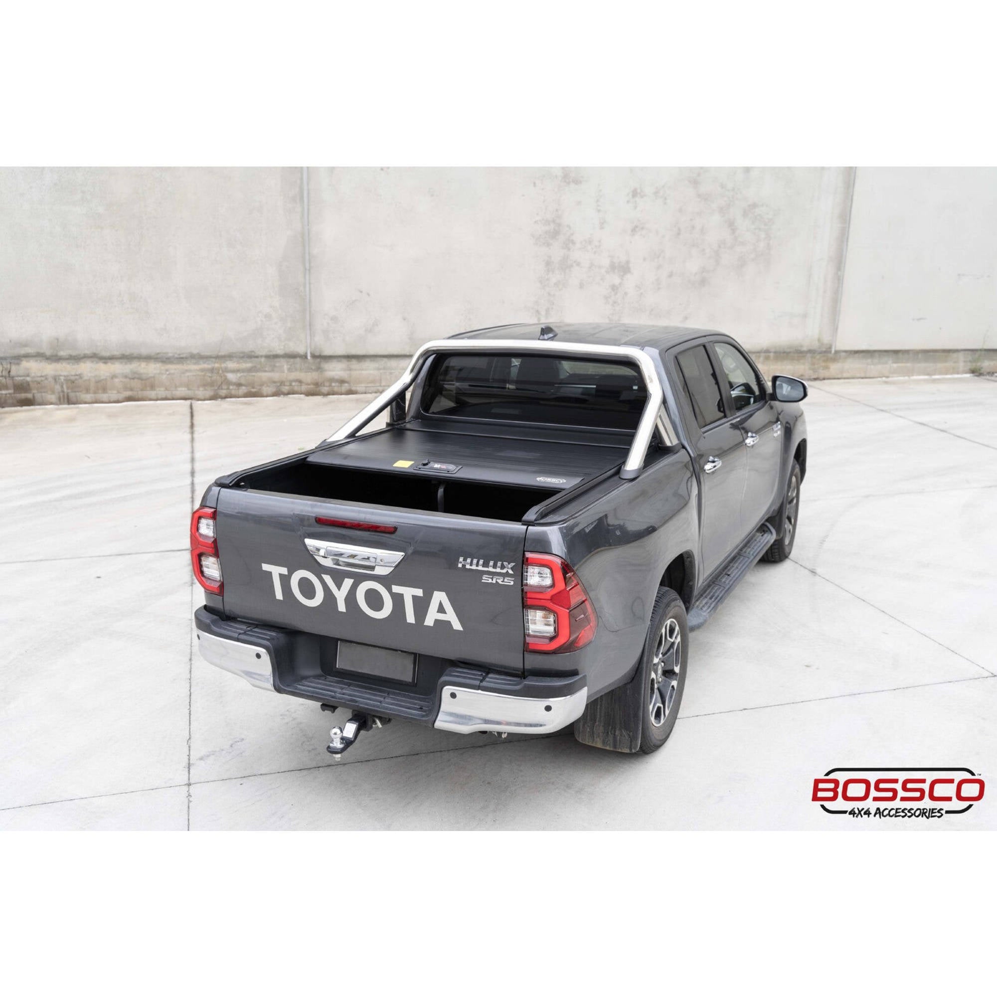 Manual Roller Shutter Tonneau Lid Suitable For Toyota Hilux 2015 - 2024
