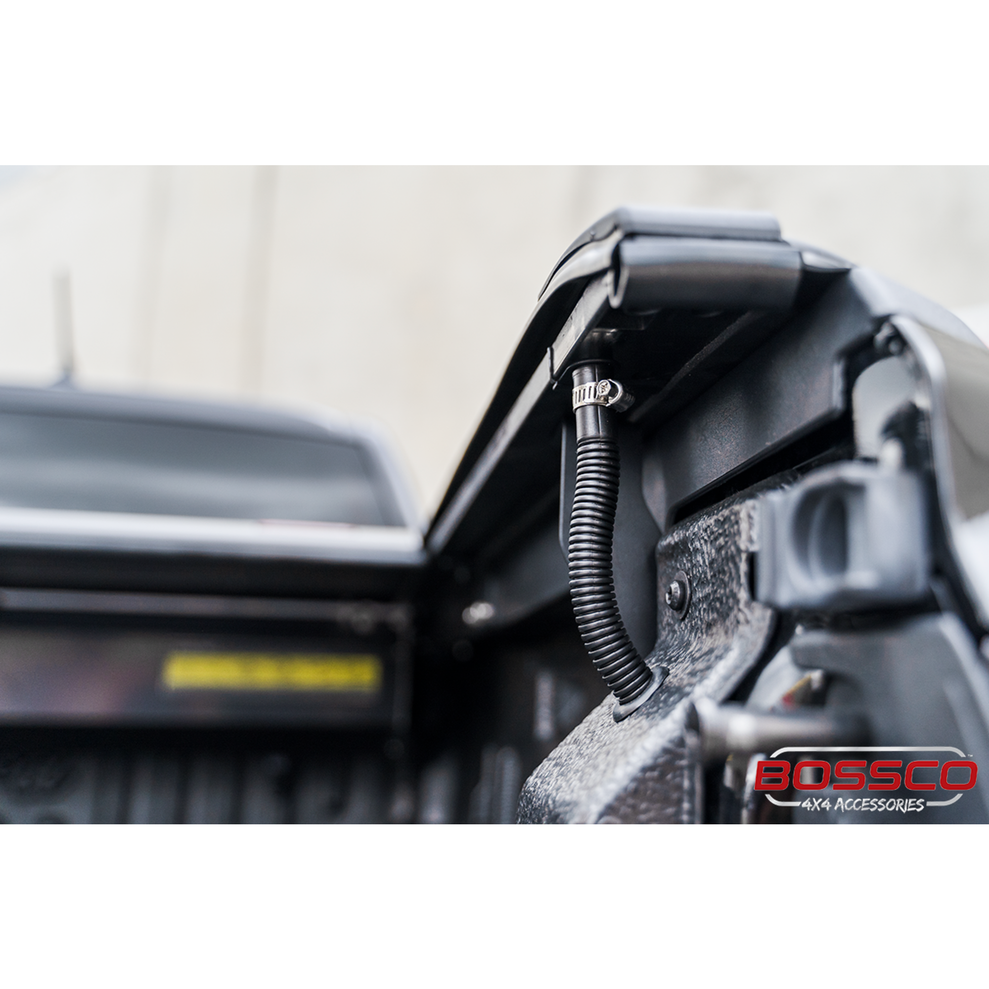 Electric Retractable Roller Shutter Tonneau Lid Suitable For NEXT GEN Ford Ranger 2022+