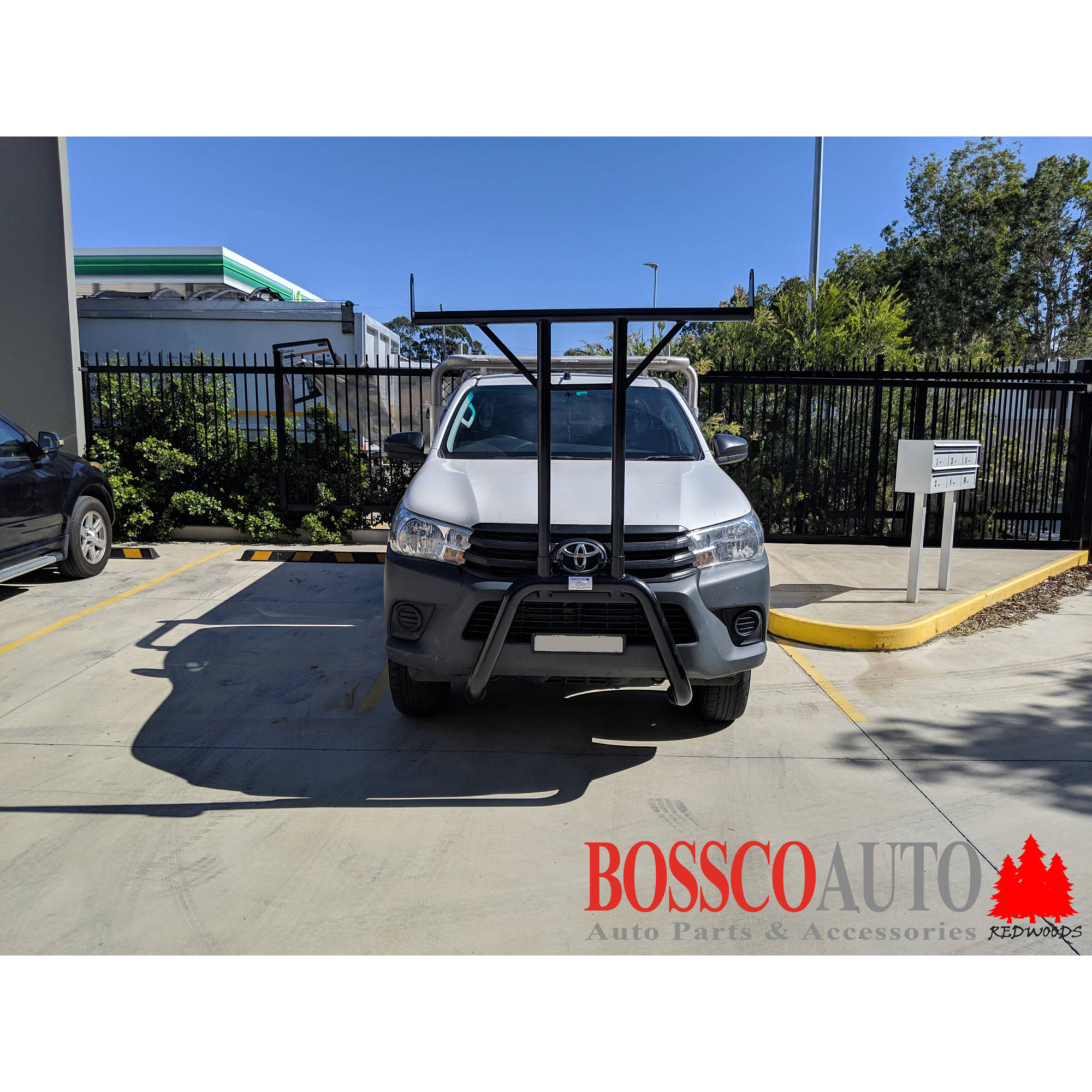 Nudge Bar with 125kg Complianced H-Rack Suitable for Toyota Hilux 2015-2020 - CLEARANCE