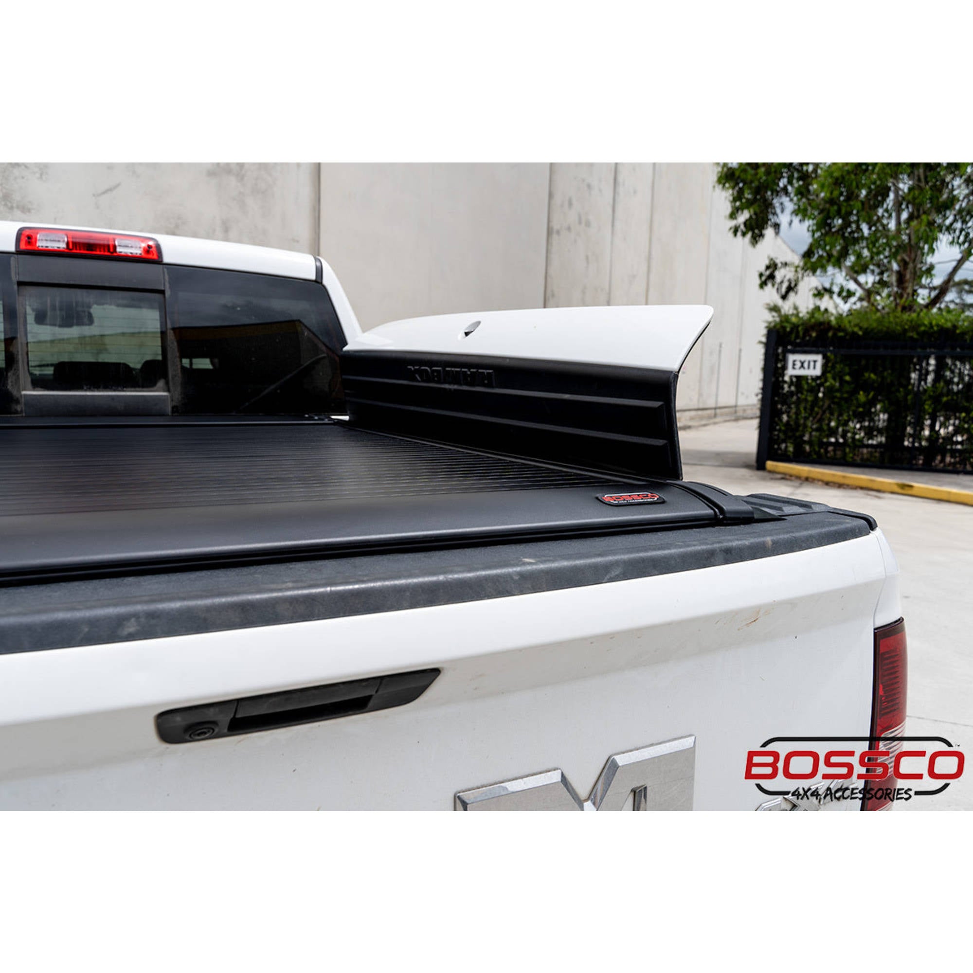 Electric Auto Roller Shutter Tonneau Lid Suitable For Dodge Ram 1500 Crew Cab (5'7" Tub) With Ramboxes