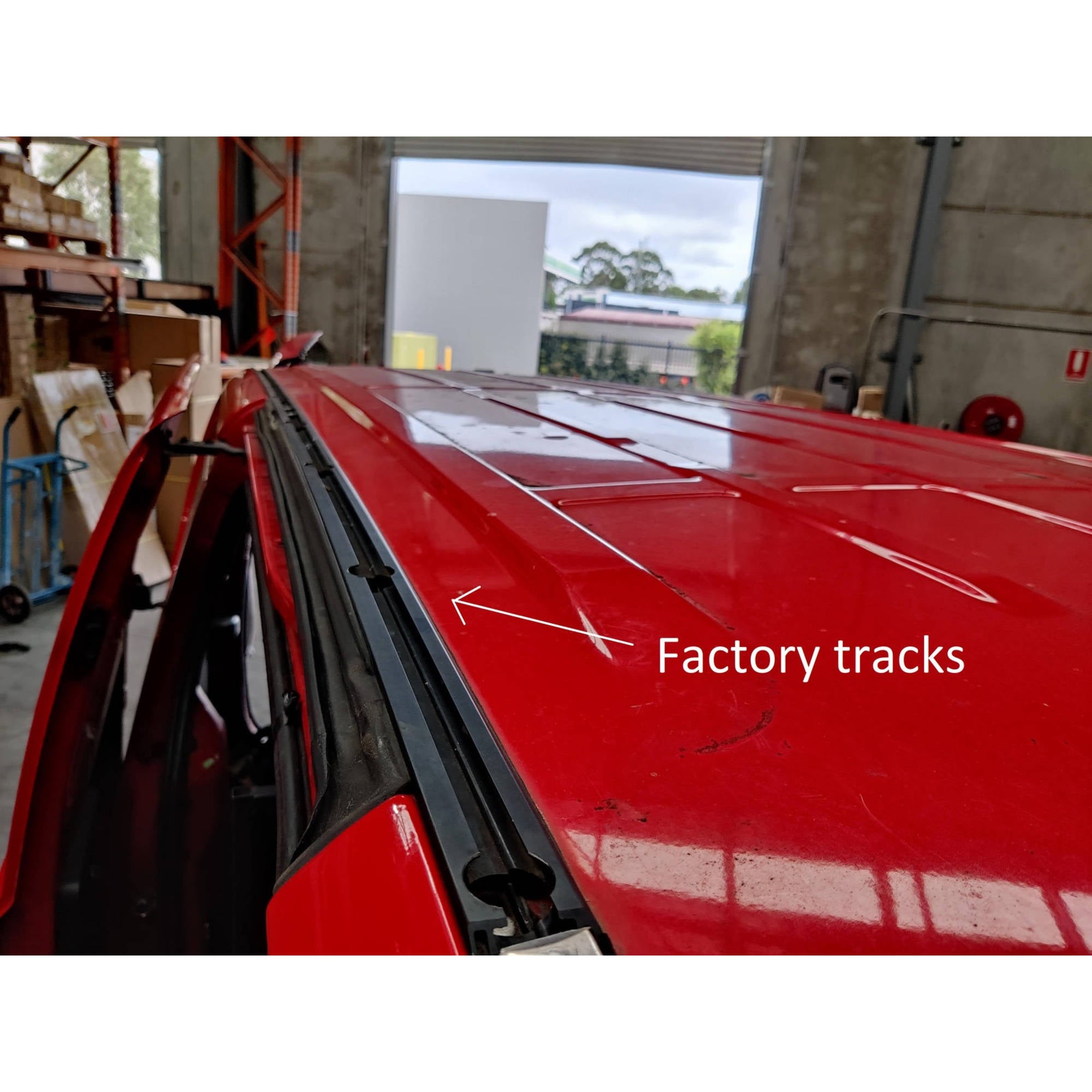 Silver Heavy Duty Roof Racks suitable for Hyundai iLoad With Factory Tracks 2007-2022 (2 bars)