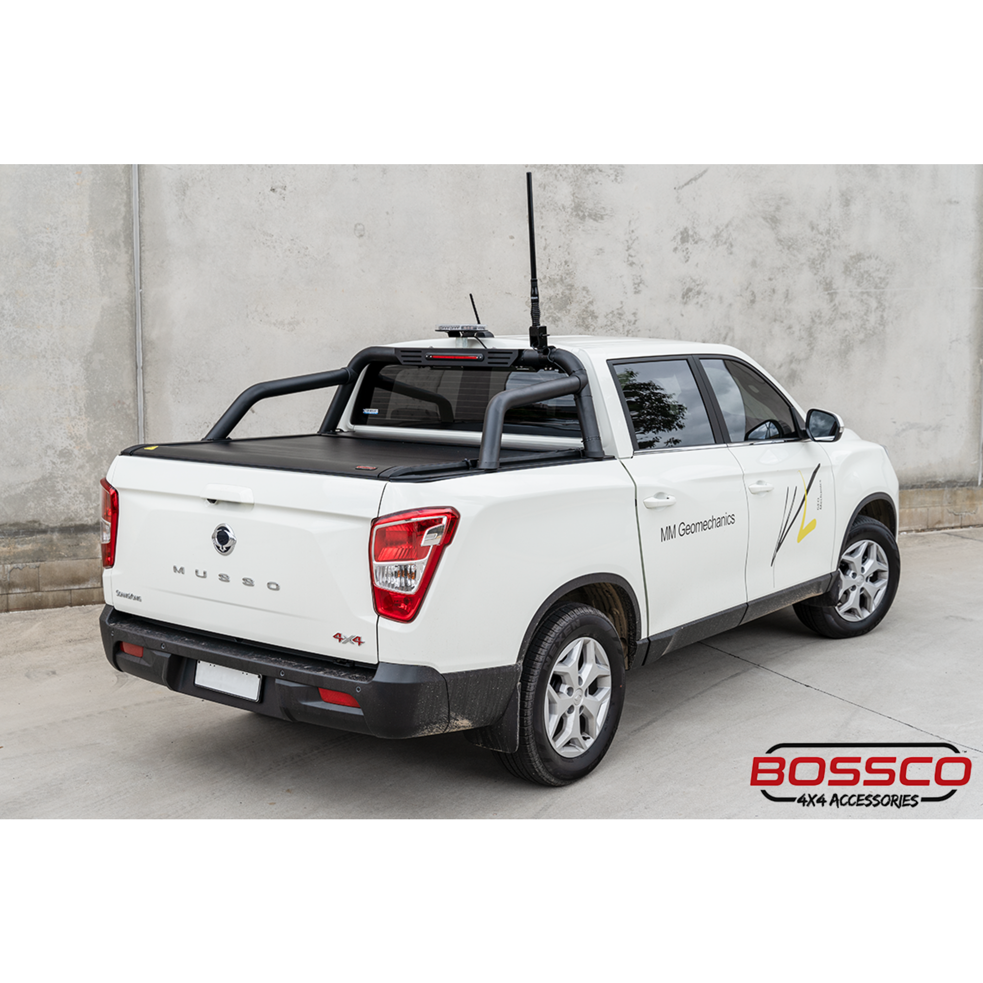 Electric Retractable Roller Shutter Tonneau Lid Suitable For Ssangyong Musso