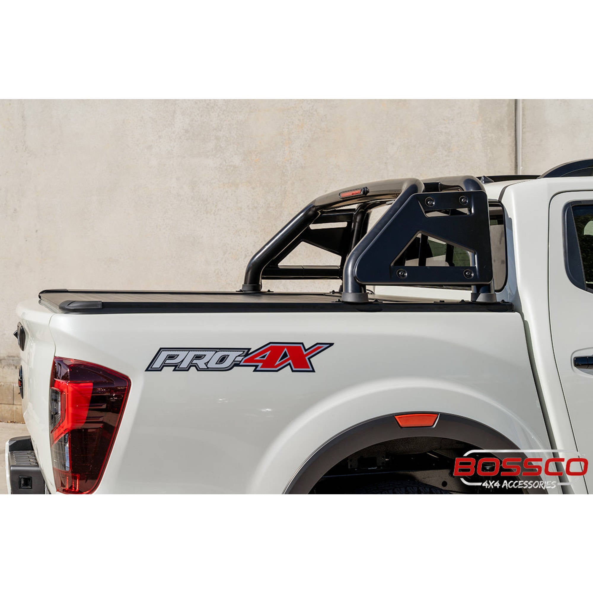 Electric Retractable Roller Shutter Tonneau Lid Suitable For Nissan Navara D23 NP300 2015-2020 - Style B