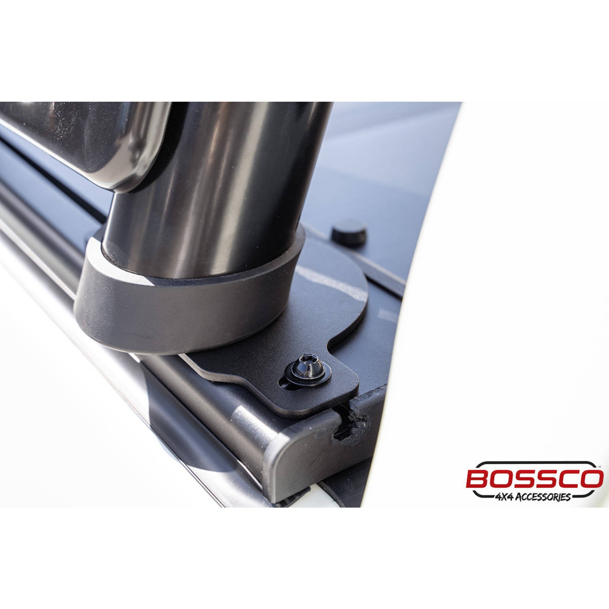 Electric Retractable Roller Shutter Tonneau Lid Suitable For Nissan Navara D23 NP300 2015-2020 - Style B