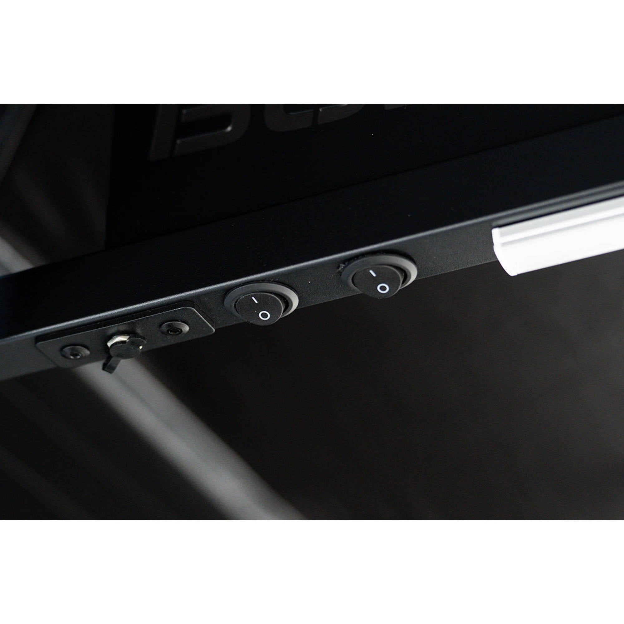 Bossco Basecamp 180 Degree Free Standing Awning