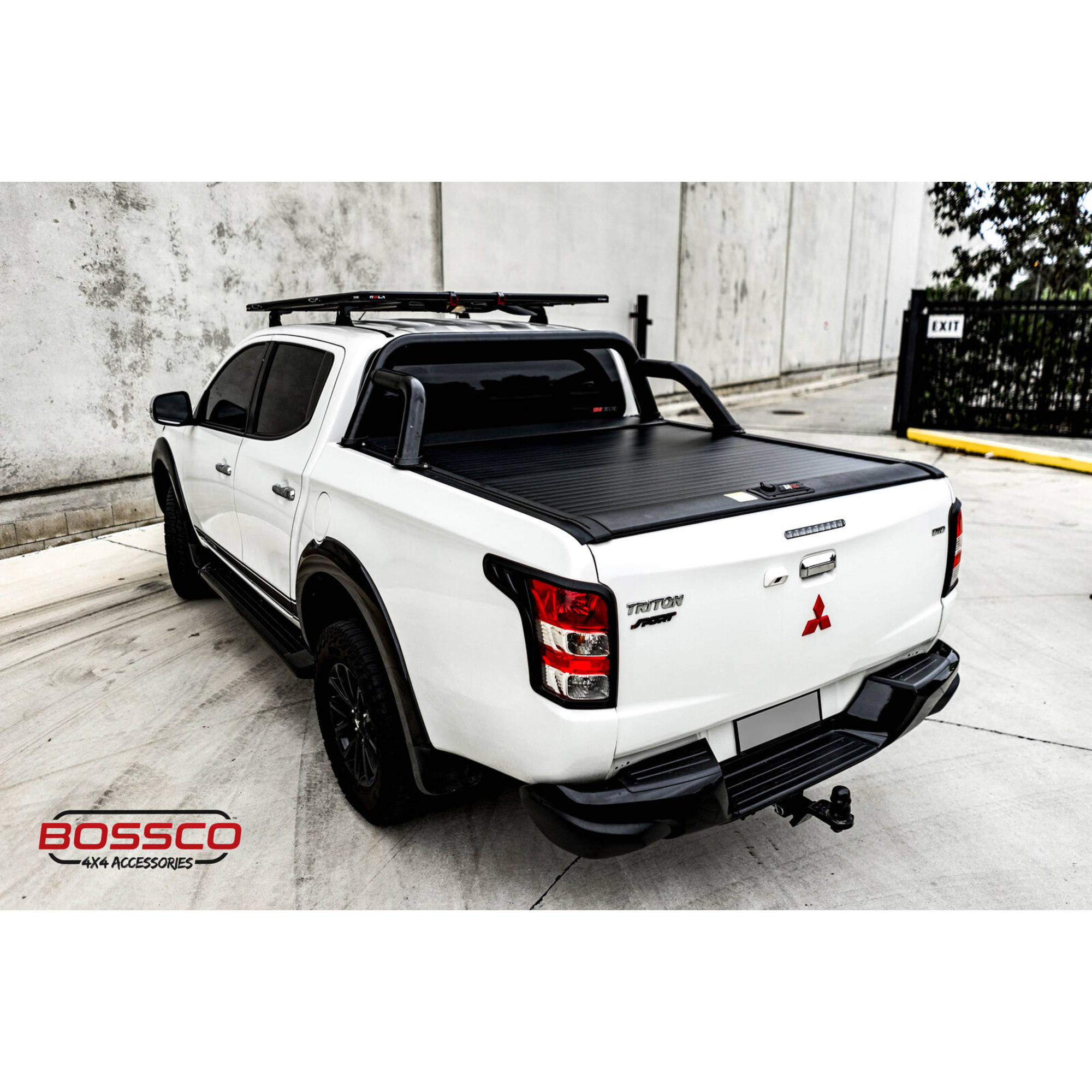 Manual Roller Shutter Tonneau Lid Suitable For Mitsubishi Triton MQ MR 2015 – 2023