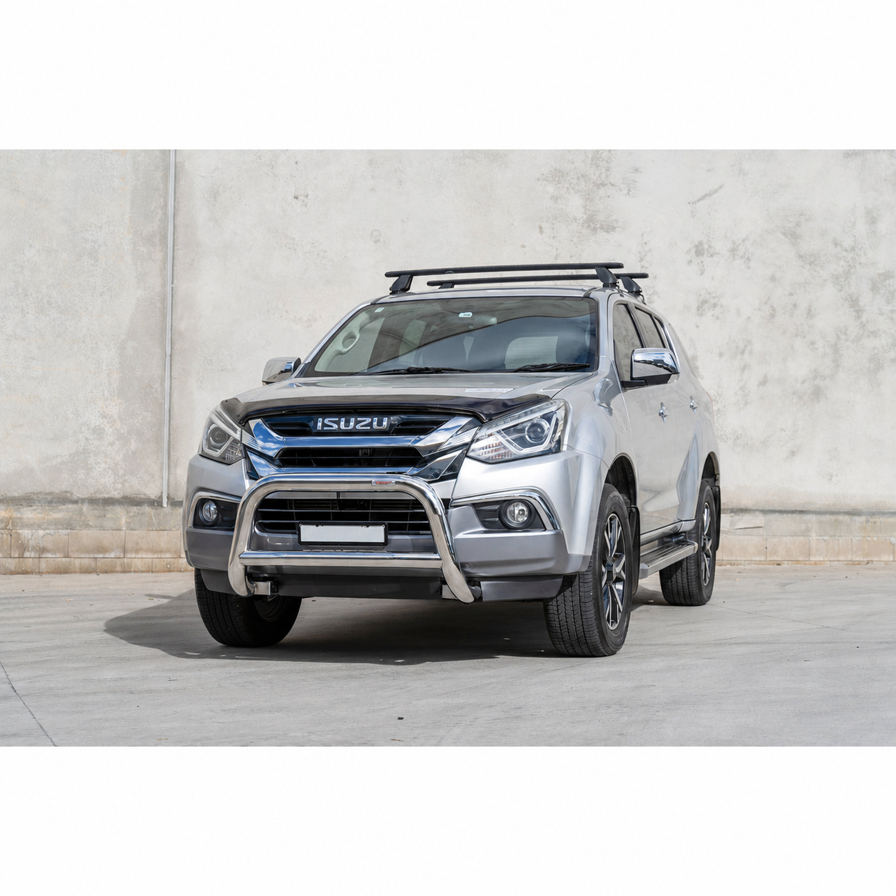 Stainless Steel Low Nudge Bar suitable for Isuzu MU-X 2012-2019