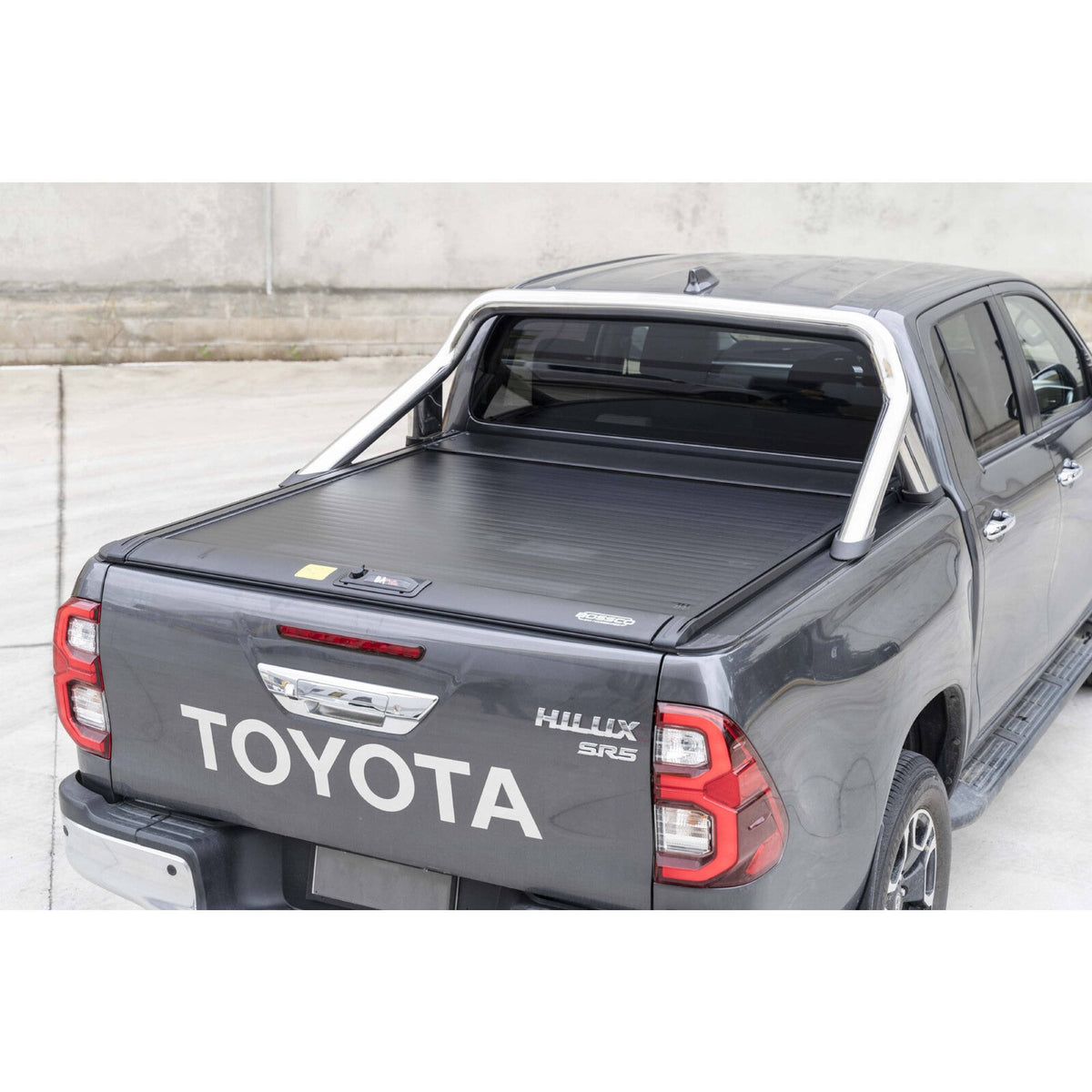 Manual Roller Shutter Tonneau Lid Suitable For Toyota Hilux 2021 Facelift