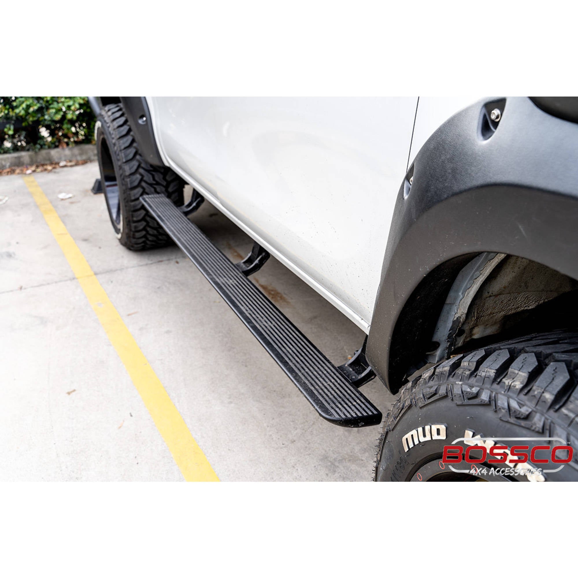 BCE-Board Electric Retractable Side Steps Suitable For Ford Ranger Next Gen 2022-2025