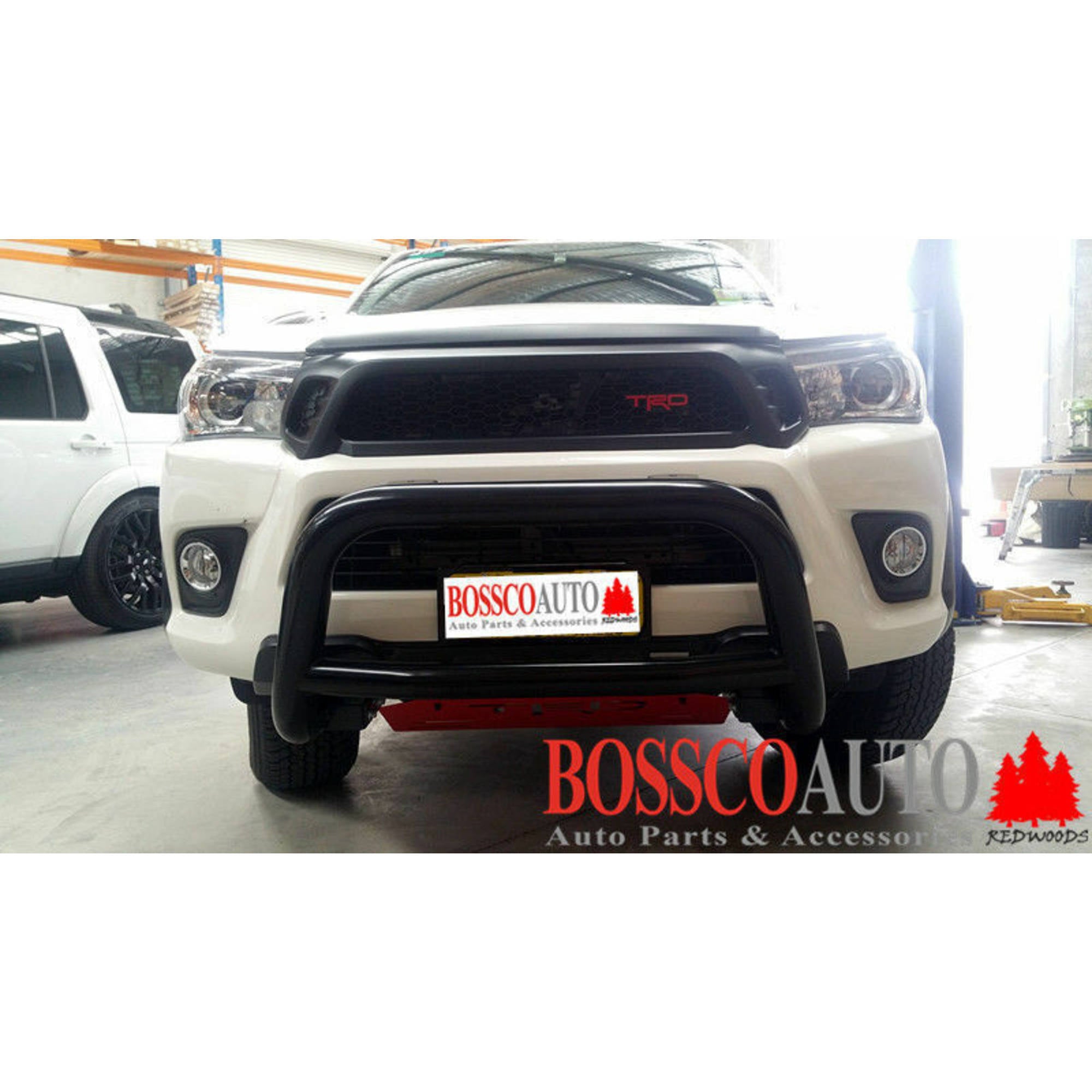Black Low Nudge bar suitable for Toyota Hilux 2015-2019