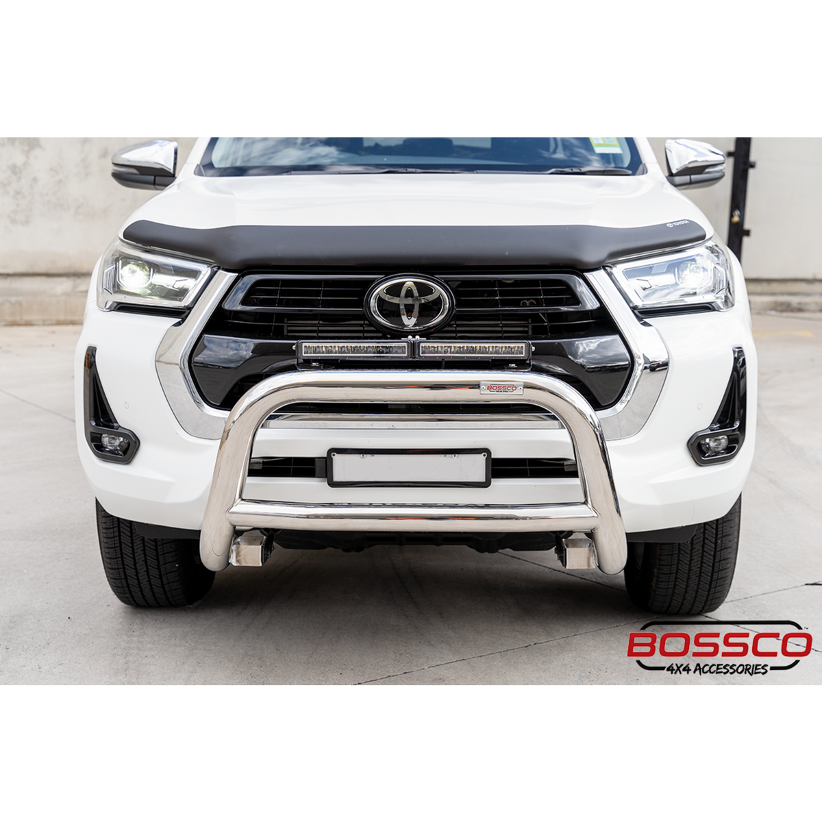 Black Nudge bar suitable for Toyota Hilux TRD 2015-2020 w/ 20" Modular Single Row LED Light Bar