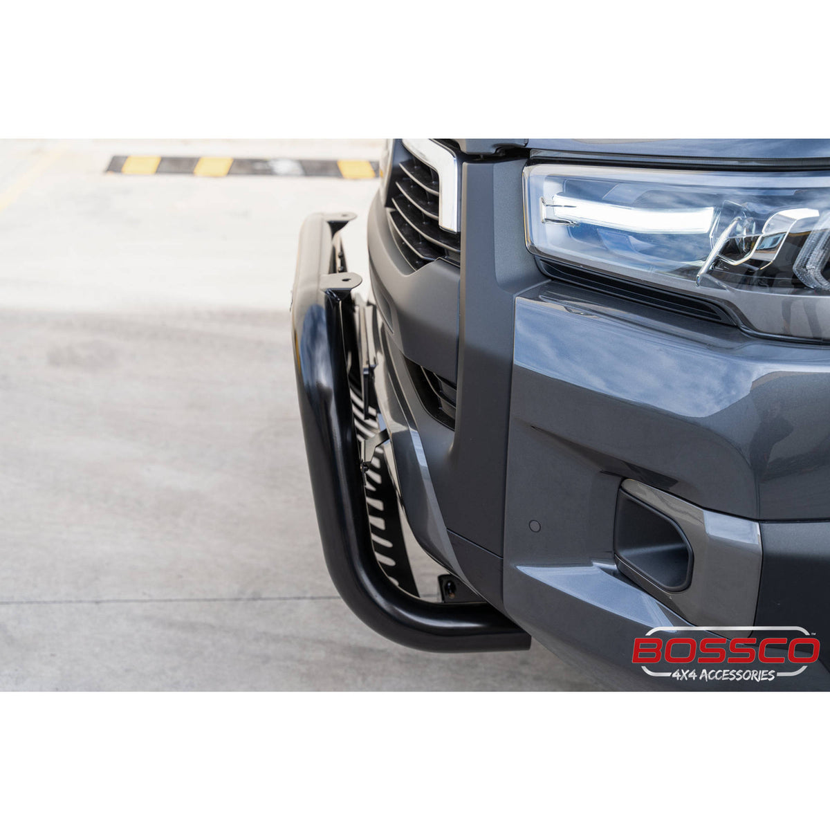 Black Low Nudge Bar with Skid Plate suitable for Toyota Hilux 2020 - 2025