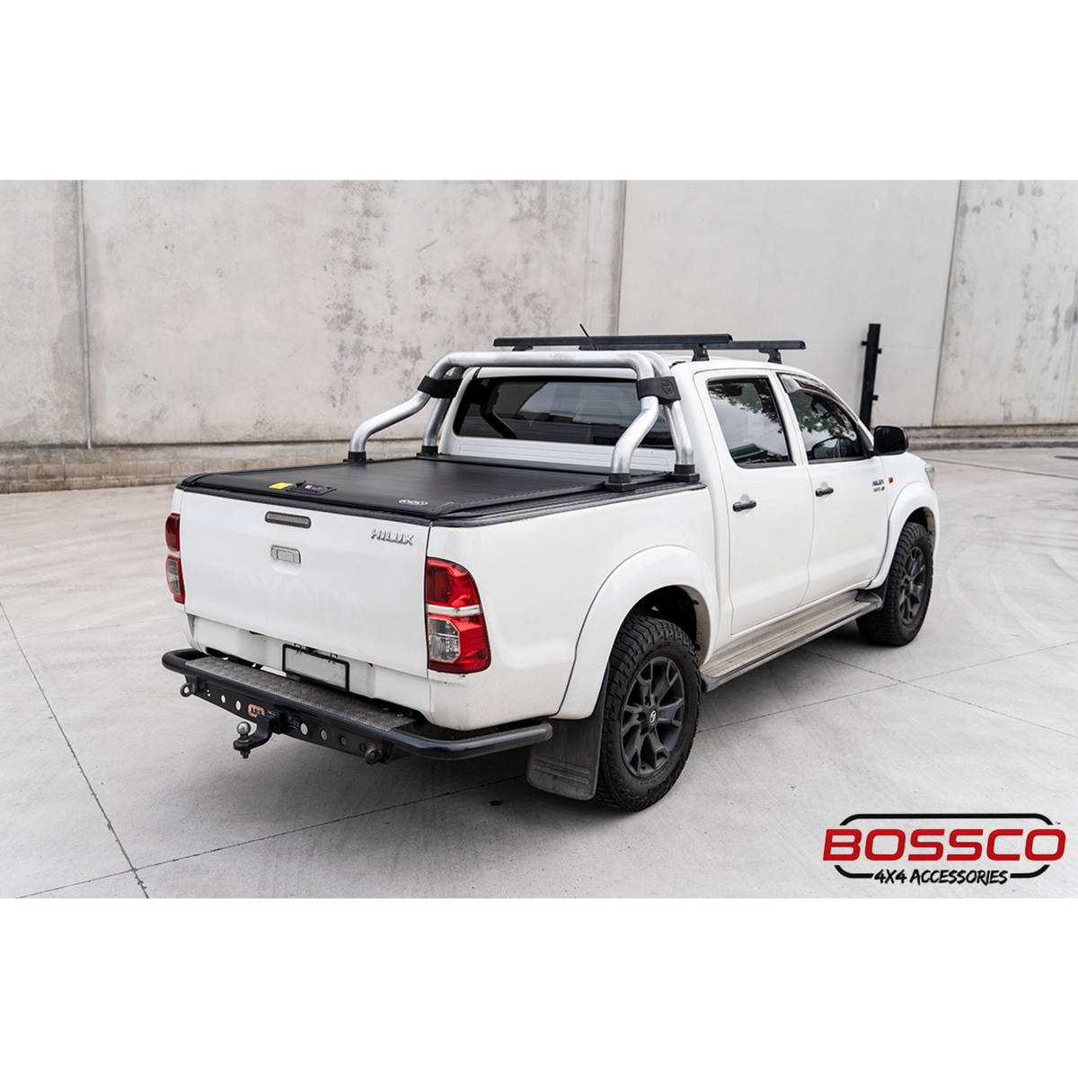 Manual Roller Shutter Tonneau Lid Suitable For Toyota Hilux SR5 2005-2015