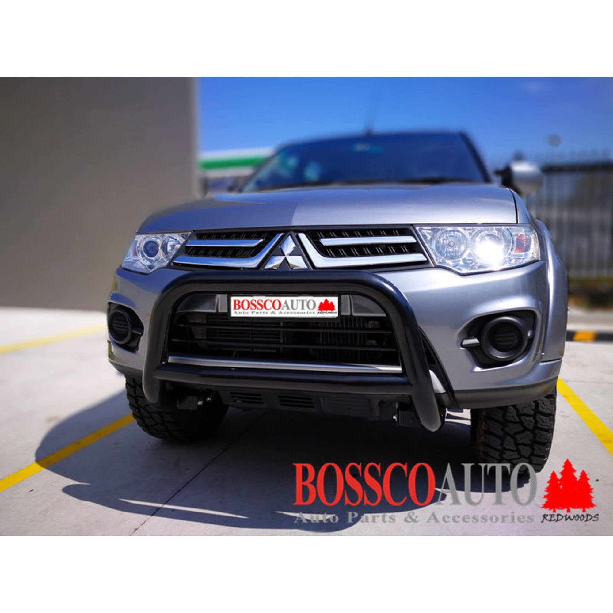 Black Low Nudge bar suitable for Mitsubishi Triton 2008-2015