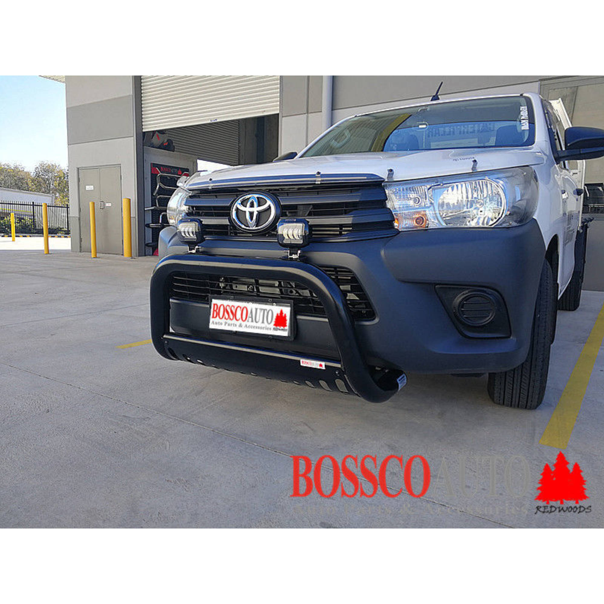 Black Low Nudge Bar Suitable for Toyota Hilux 2015-2020