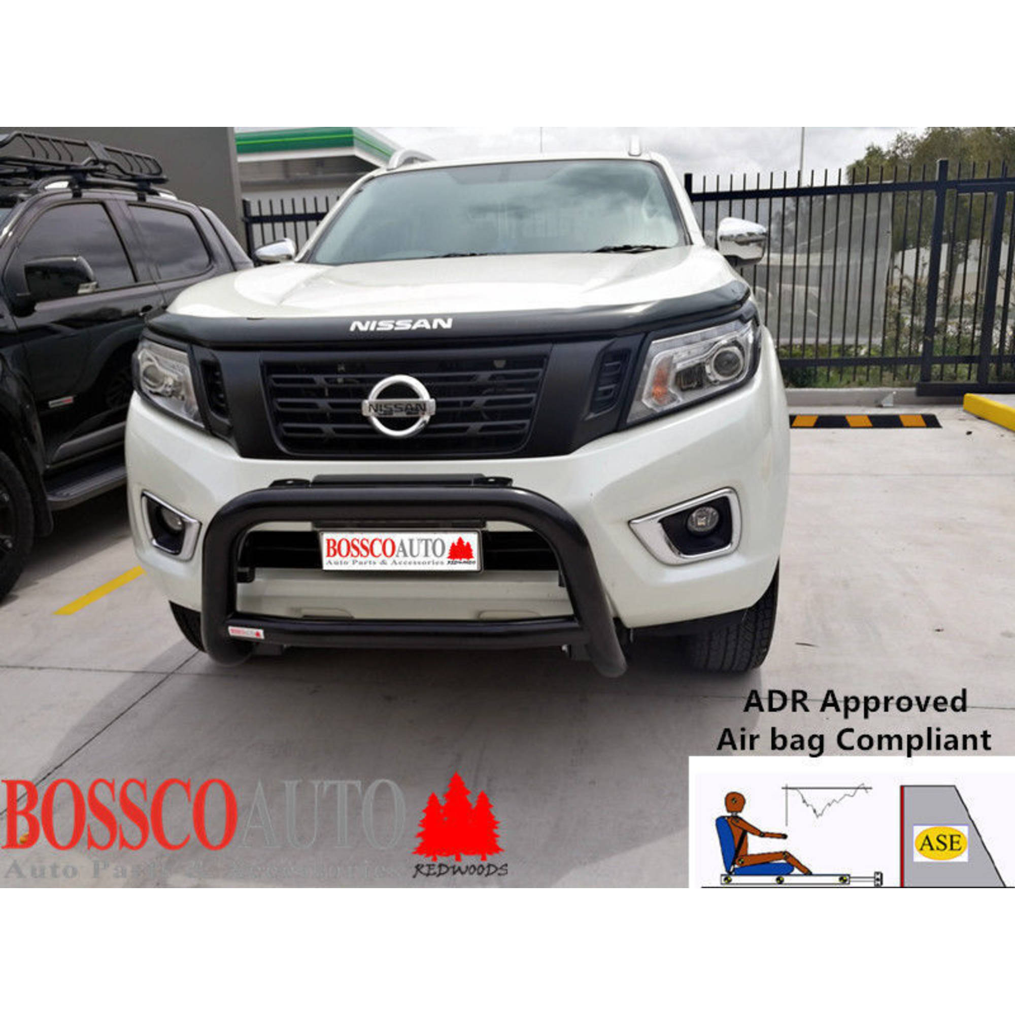 BLACK LOW Nudge Bar suitable for Nissan Navara NP300 / D23 2015-2020