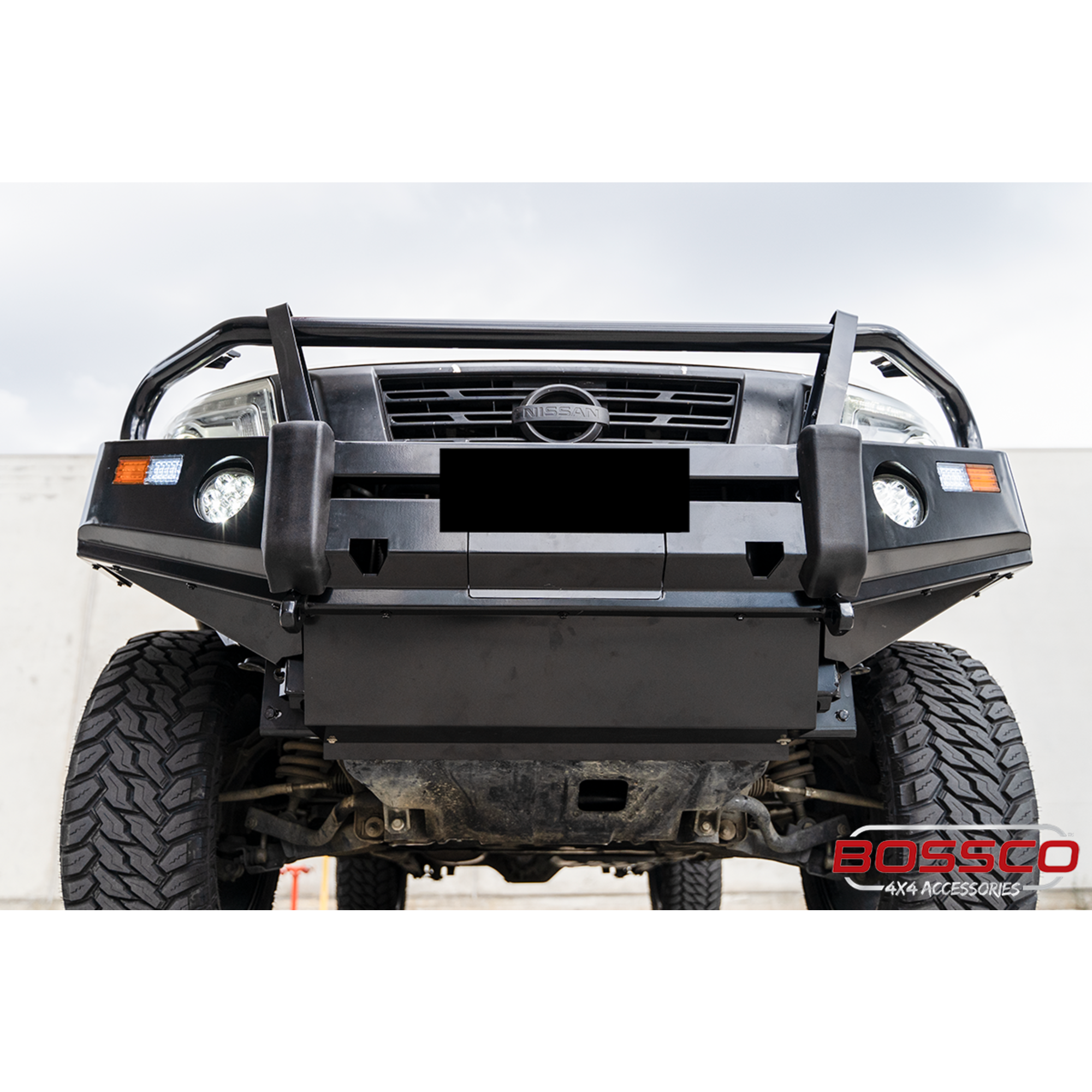 Front Bumper Bar Bullbar suitable for Nissan Navara NP300/D23 2015-2020