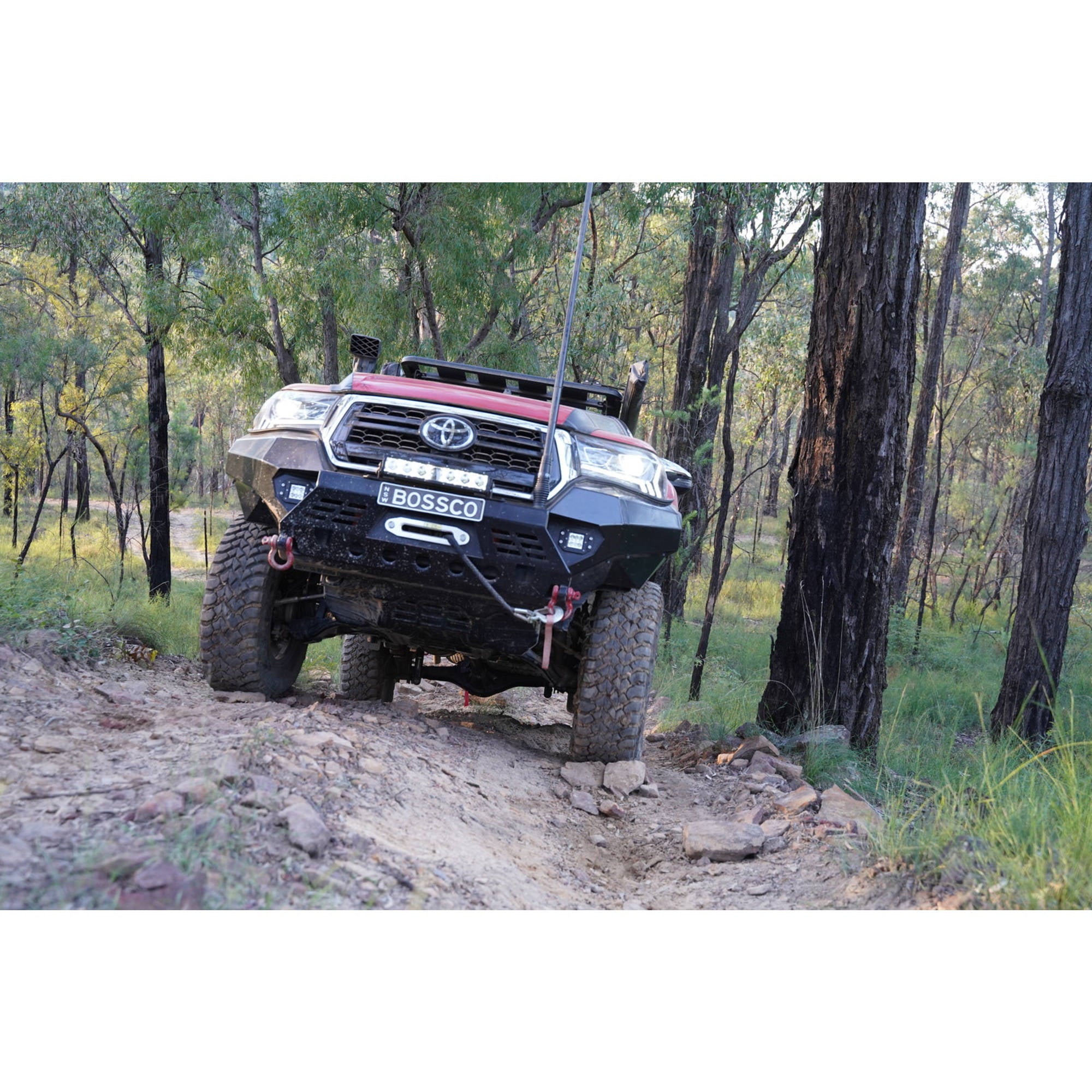 Full Bumper Replacement Steel Bull Bar Bullbar Suitable For Toyota Hilux 2018+