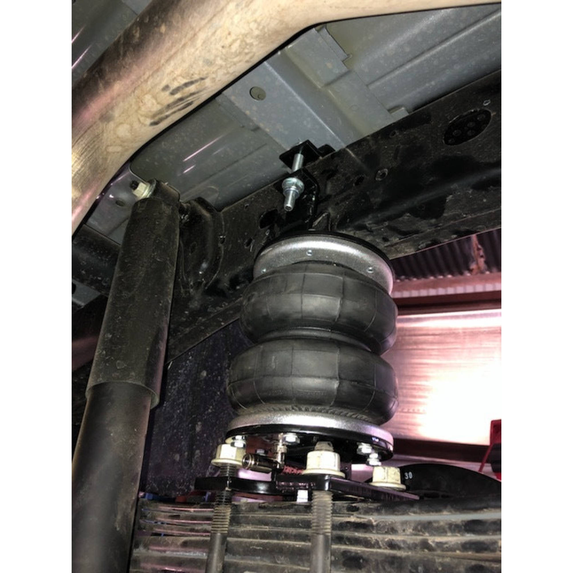 BOSS Air Bag Suspension Load Assist Kit Suitable For Ford Transit Front Wheel Drive