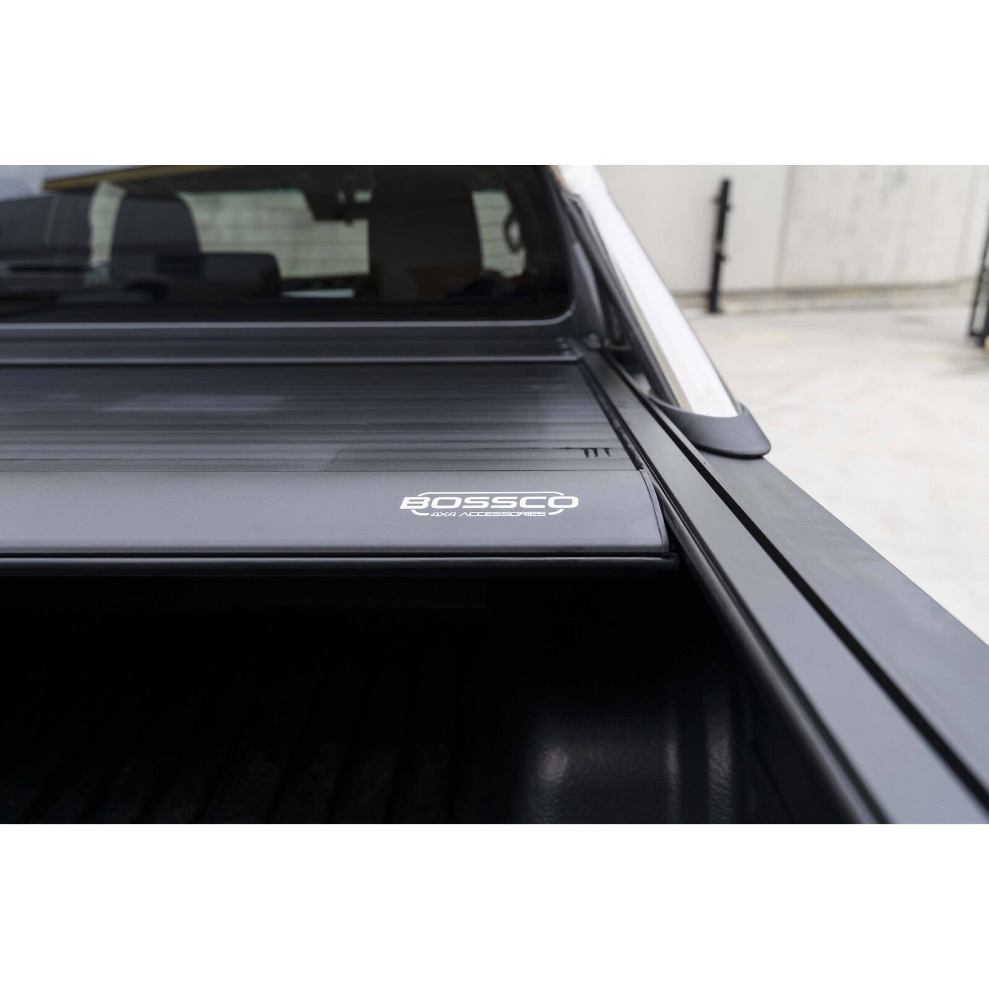 Manual Roller Shutter Tonneau Lid Suitable For Toyota Hilux 2021 Facelift