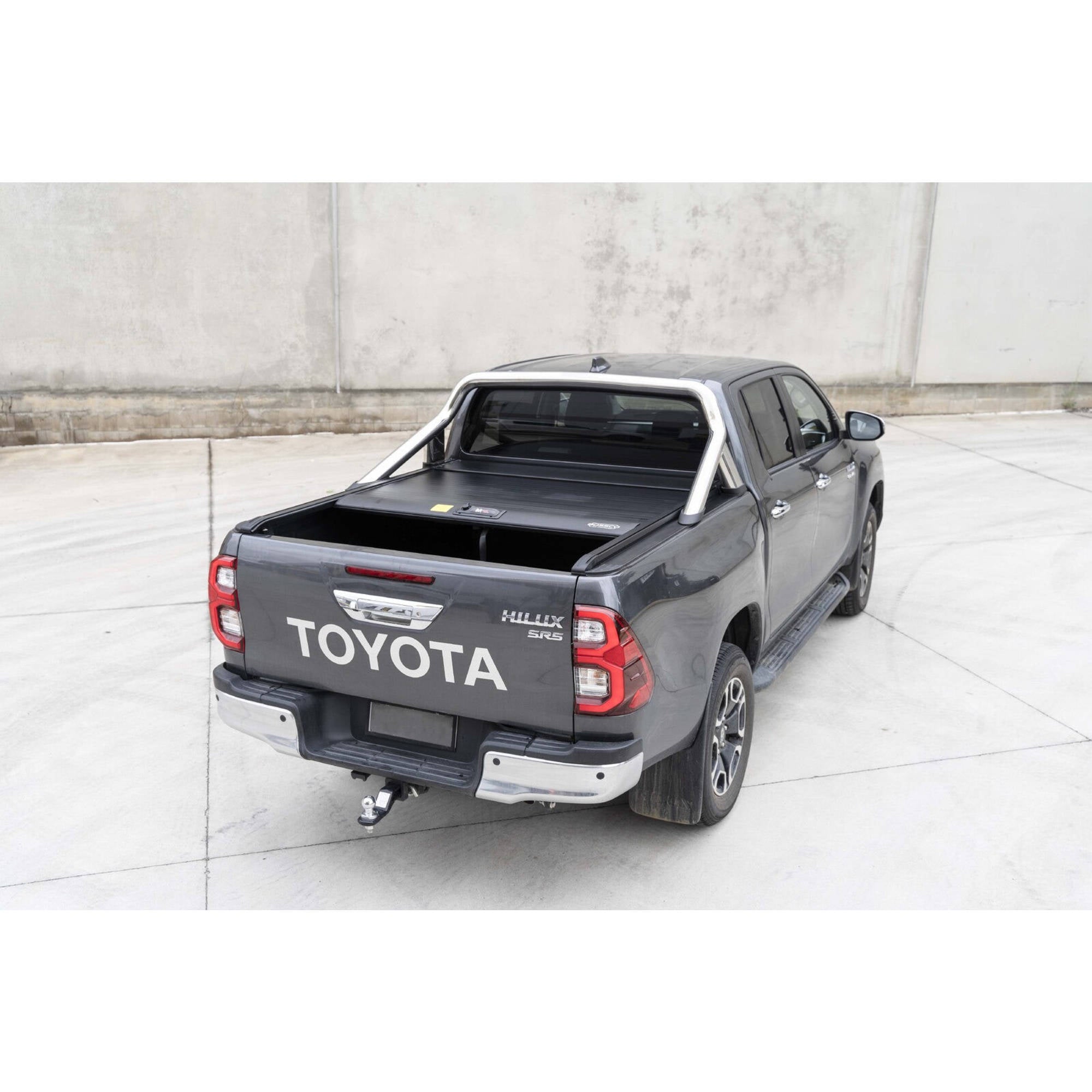 Manual Roller Shutter Tonneau Lid Suitable For Toyota Hilux 2021 Facelift