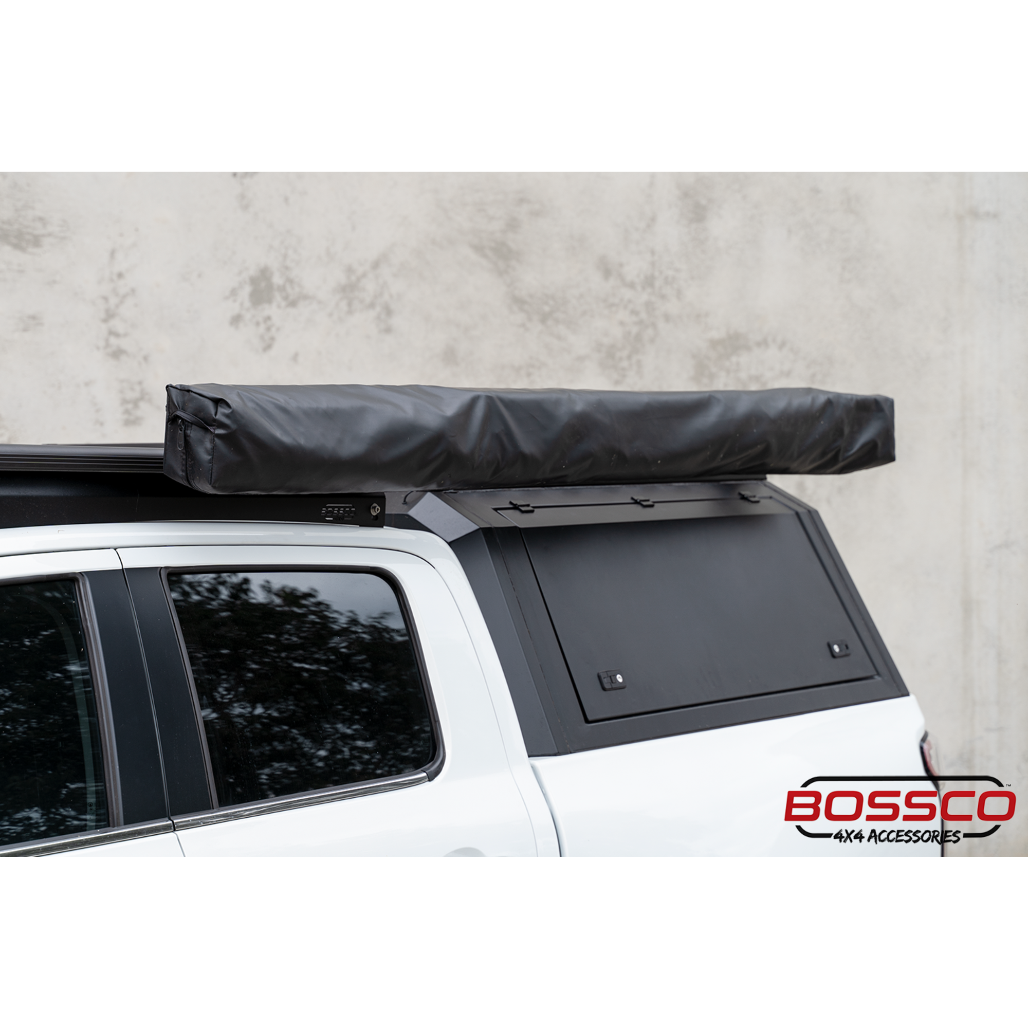 BOSSCO 4X4 FREESTANDING 270 AWNING