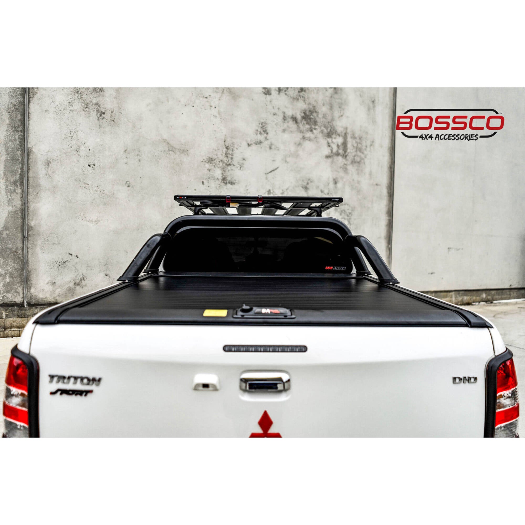 Manual Roller Shutter Tonneau Lid Suitable For Mitsubishi Triton MQ MR 2015 - 2023