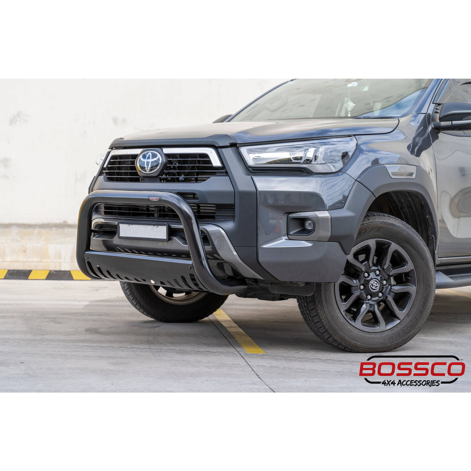 Black Low Nudge Bar with Skid Plate suitable for Toyota Hilux 2020 - 2024