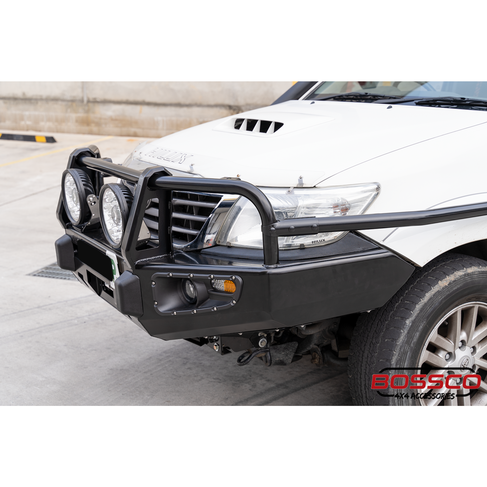 Triple Loop Full Bumper Replacement Bull bar Suitable For Toyota Hilux N70 2012-2015