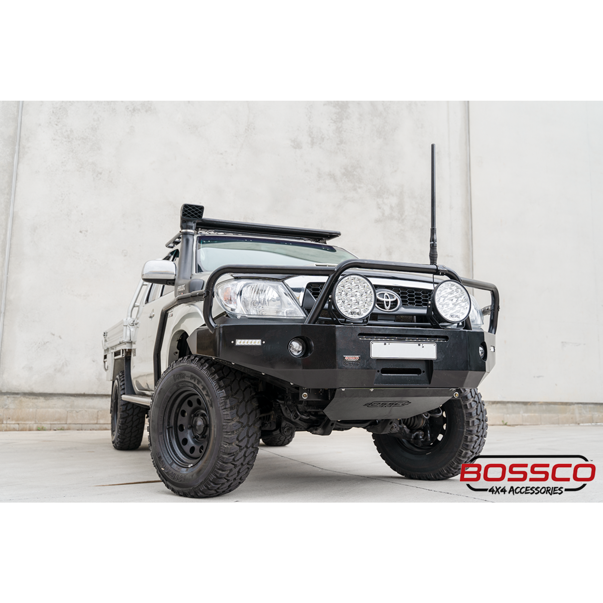 BEAST BAR Bumper Replacement Bull bar Suitable For Toyota Hilux N70 2005-2011
